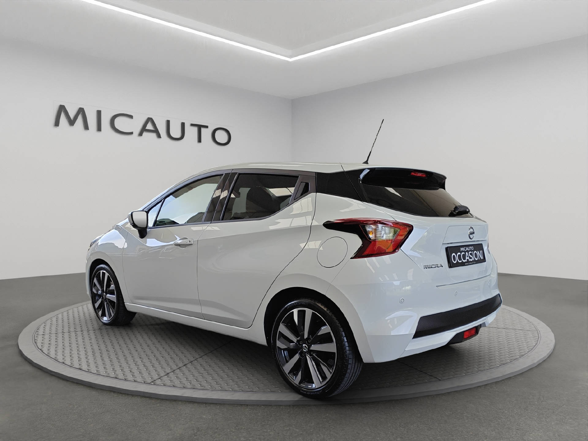 NISSAN Micra 0.9 IG-T Tekna-image-4