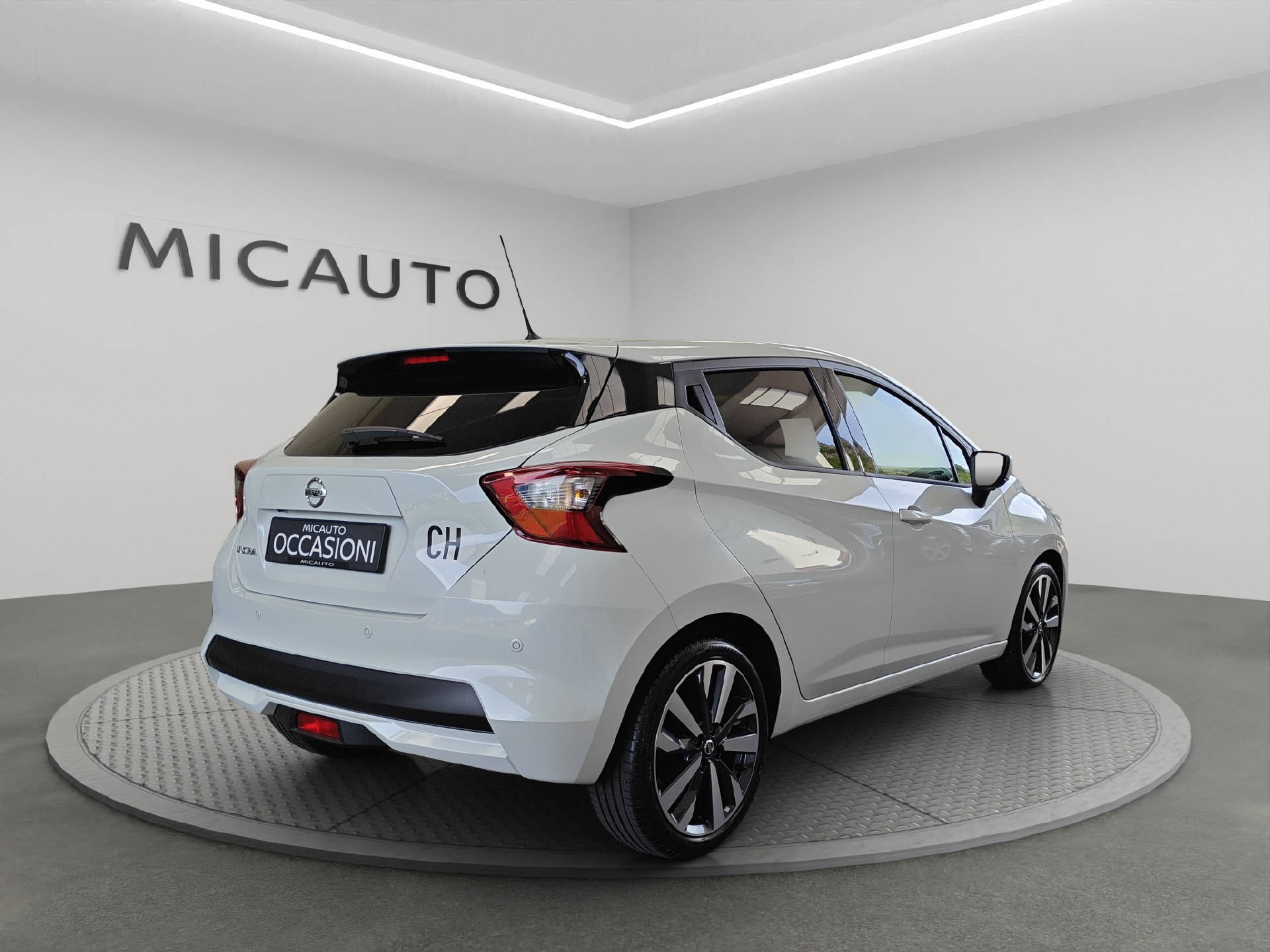 NISSAN Micra 0.9 IG-T Tekna-image-2