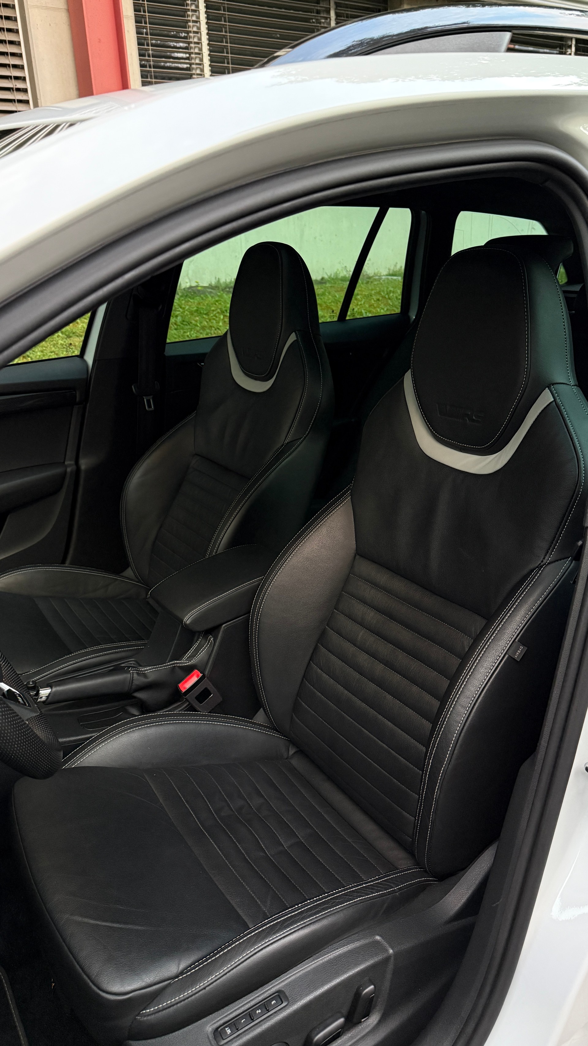 SKODA 2.0 TSI RS DSG-image-5