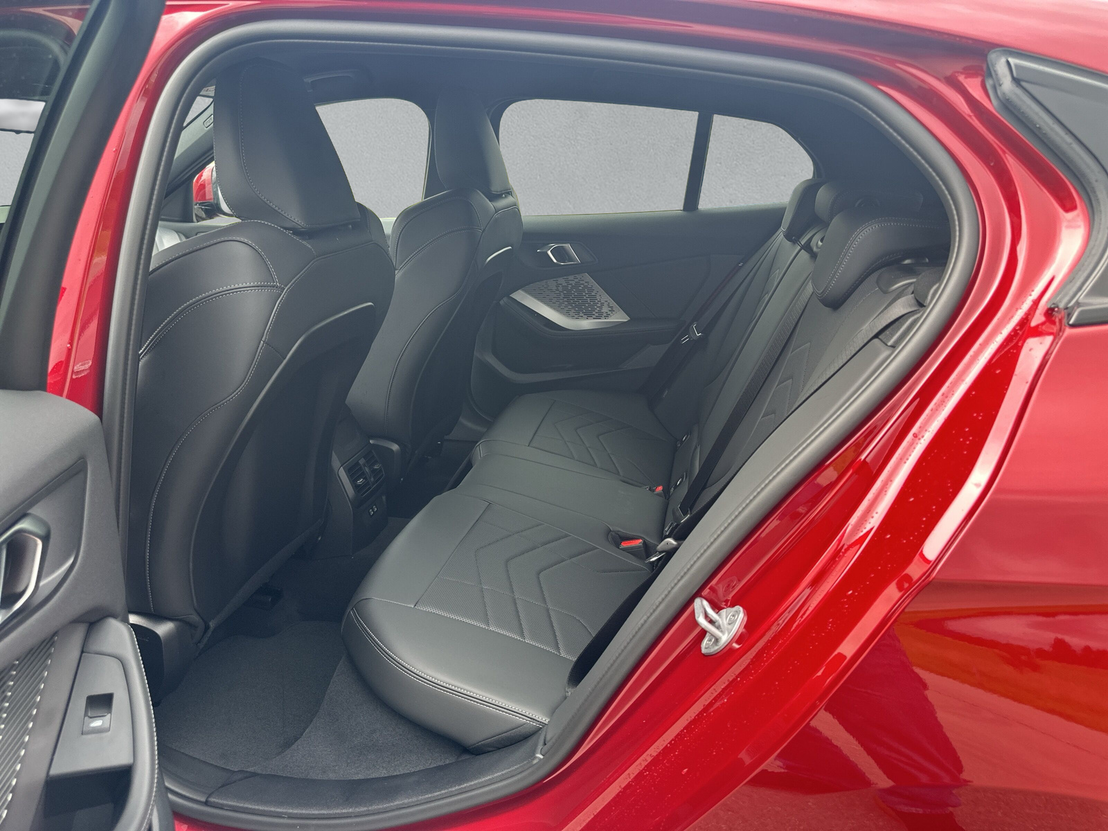 BMW 123 xDrive M Sport Steptronic-image-15