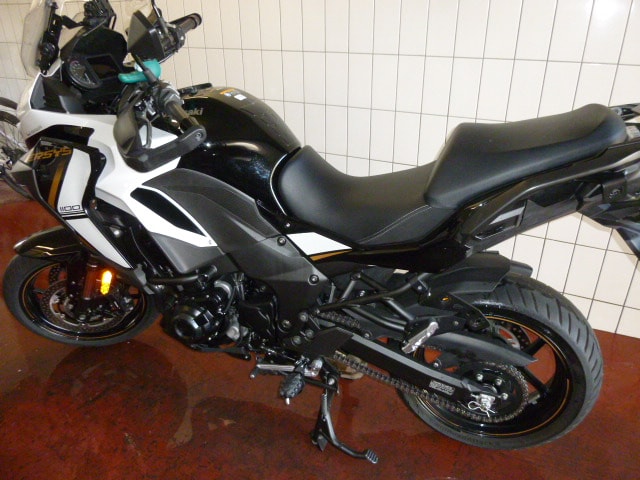KAWASAKI Versys 1100 SE-image-3