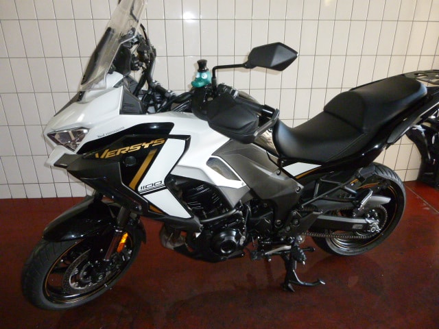 KAWASAKI Versys 1100 SE