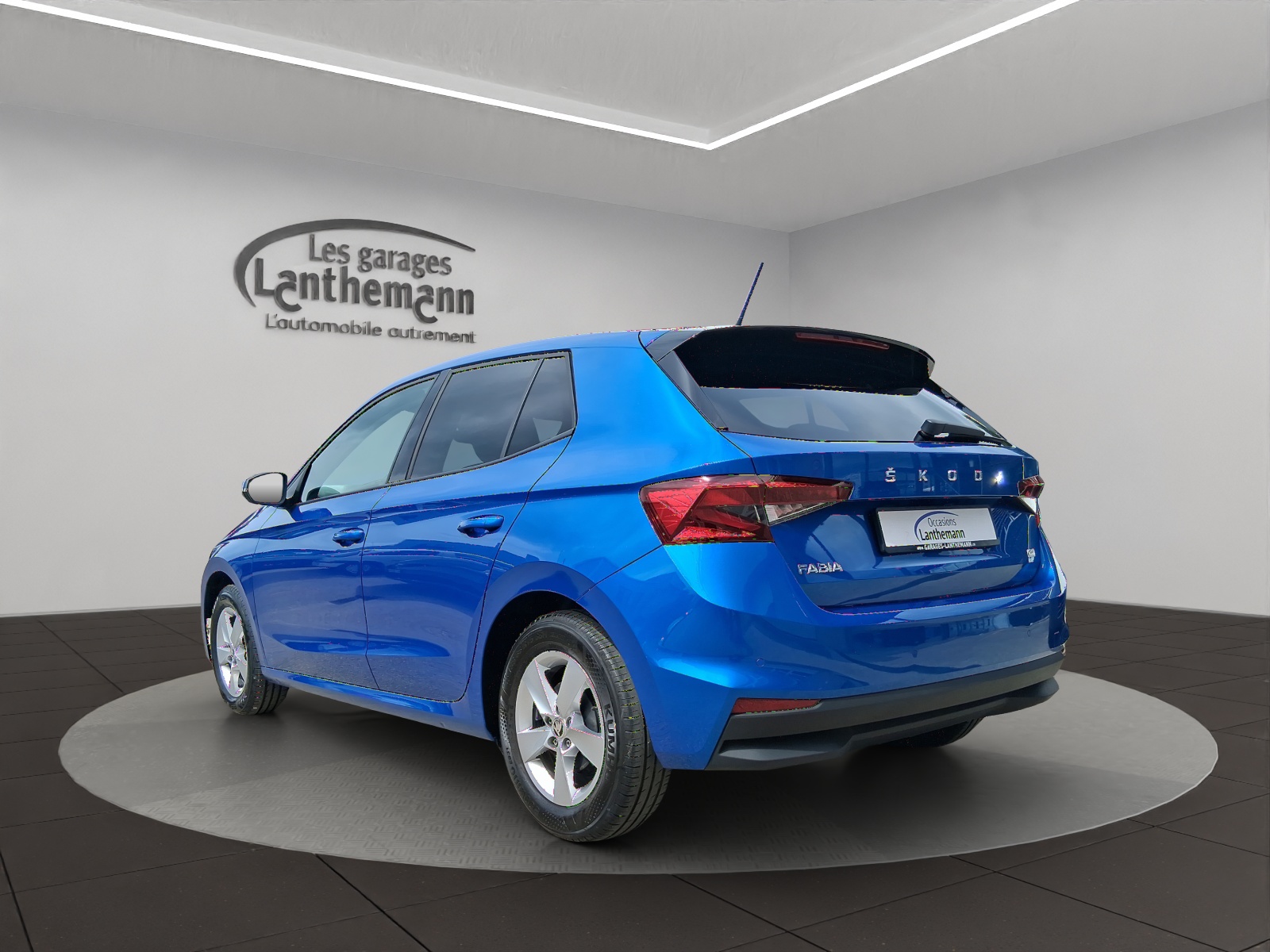 SKODA Fabia 1.0 TSI Ambition DSG-image-2