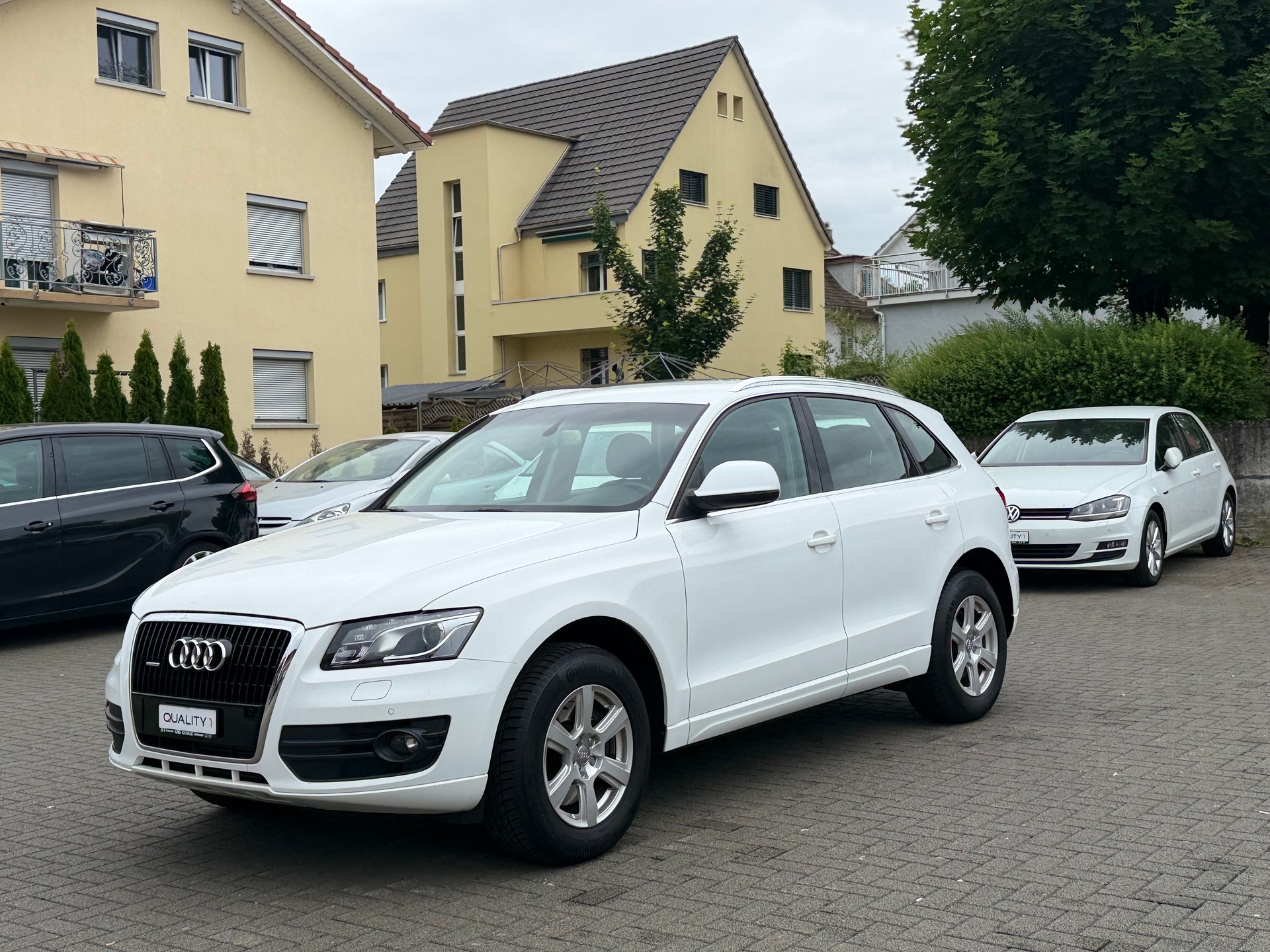 AUDI Q5 3.0 TDI quattro S-tronic-image-4