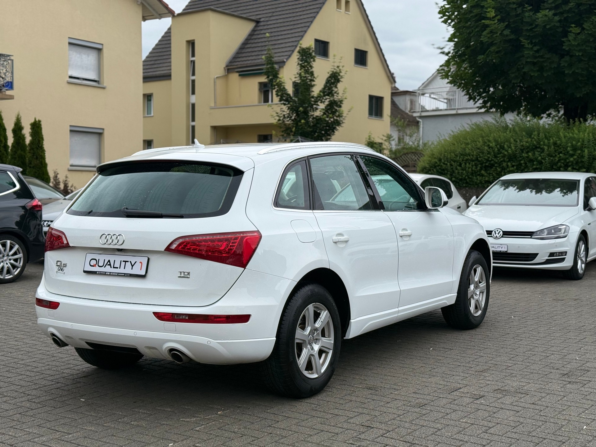 AUDI Q5 3.0 TDI quattro S-tronic-image-7
