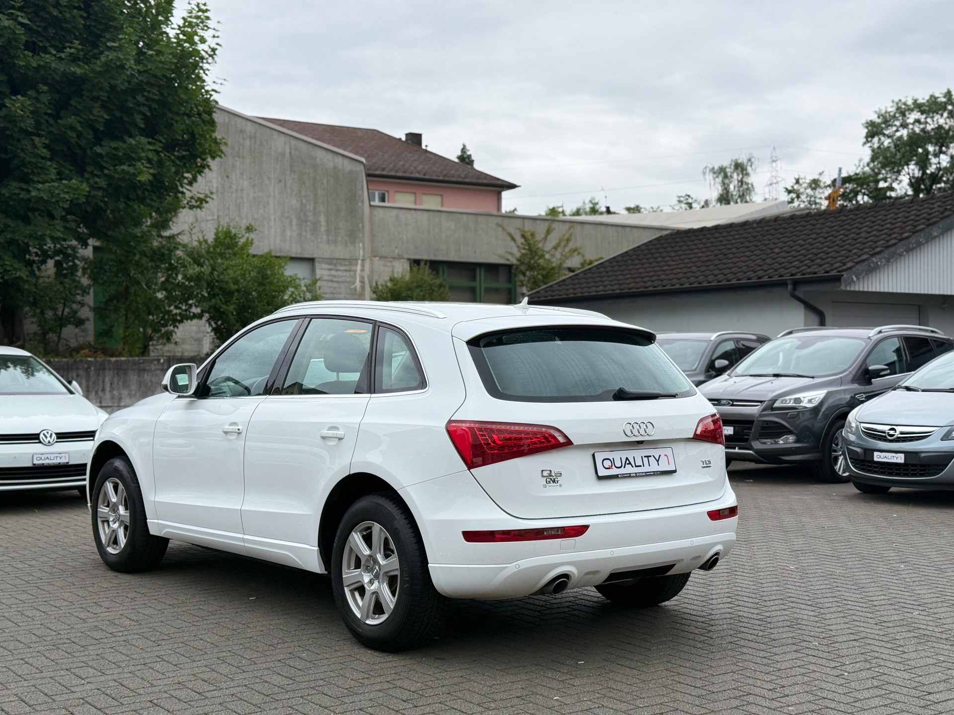 AUDI Q5 3.0 TDI quattro S-tronic-image-8
