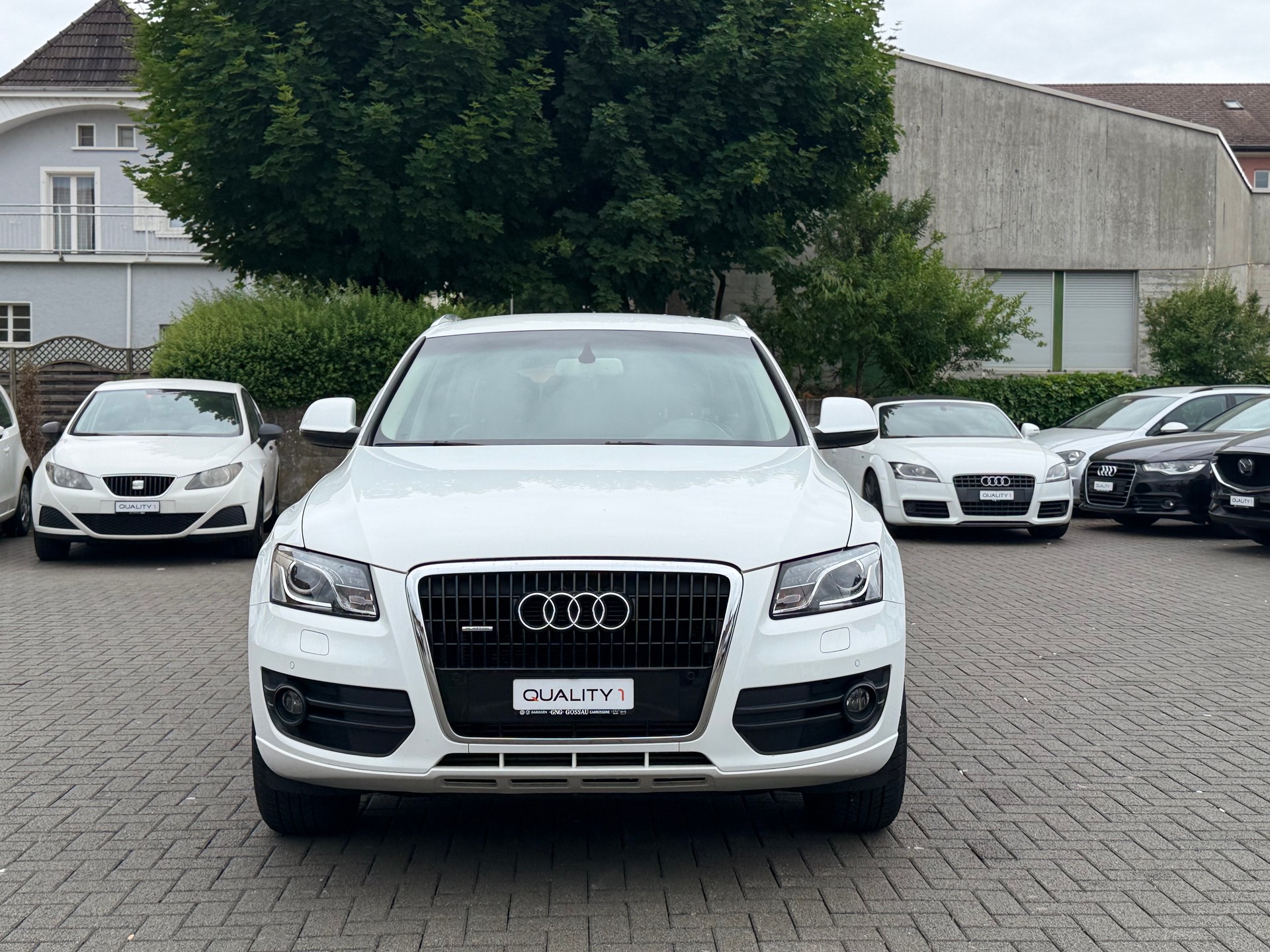 AUDI Q5 3.0 TDI quattro S-tronic-image-3