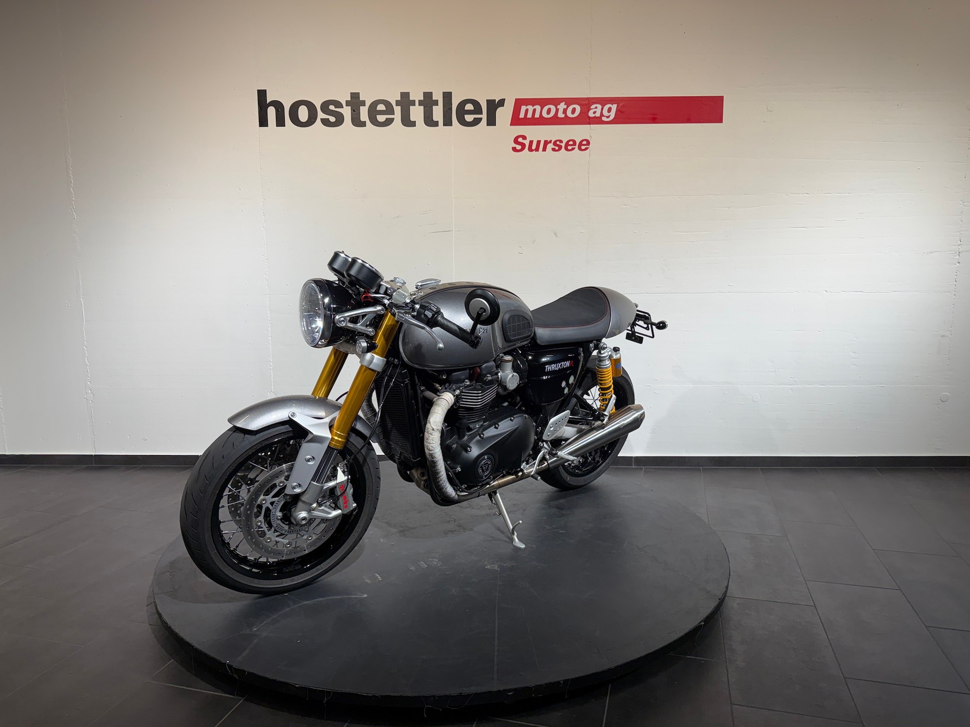 TRIUMPH Thruxton 1200 R-showroom-element-2