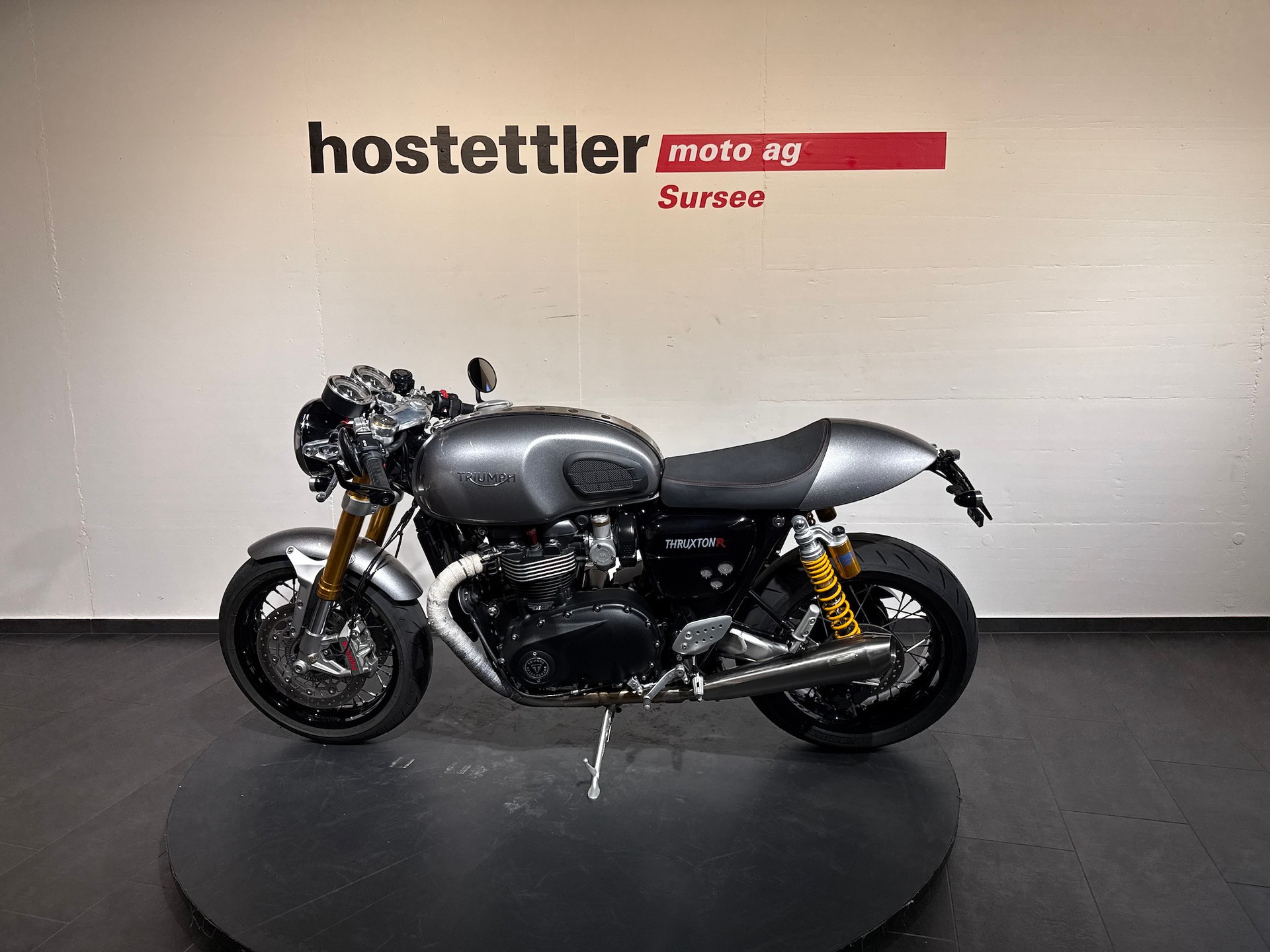TRIUMPH Thruxton 1200 R-showroom-element-3