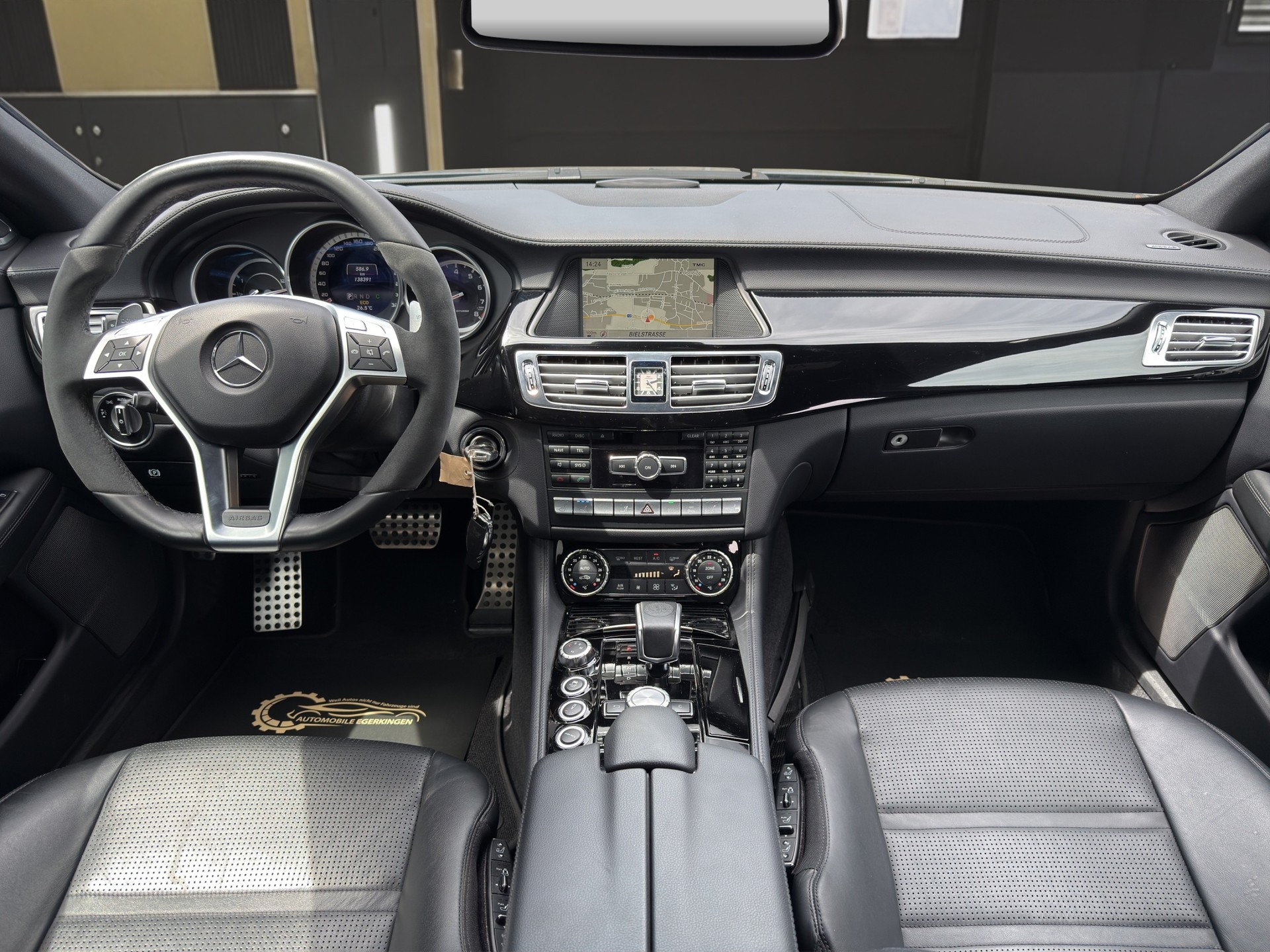 MERCEDES-BENZ CLS 63 AMG 4matic Shooting Brake-image-10