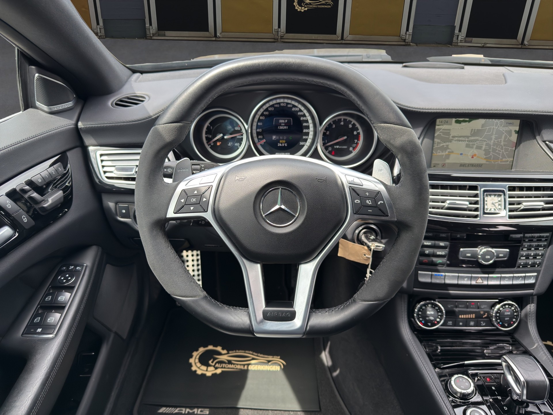 MERCEDES-BENZ CLS 63 AMG 4matic Shooting Brake-image-11