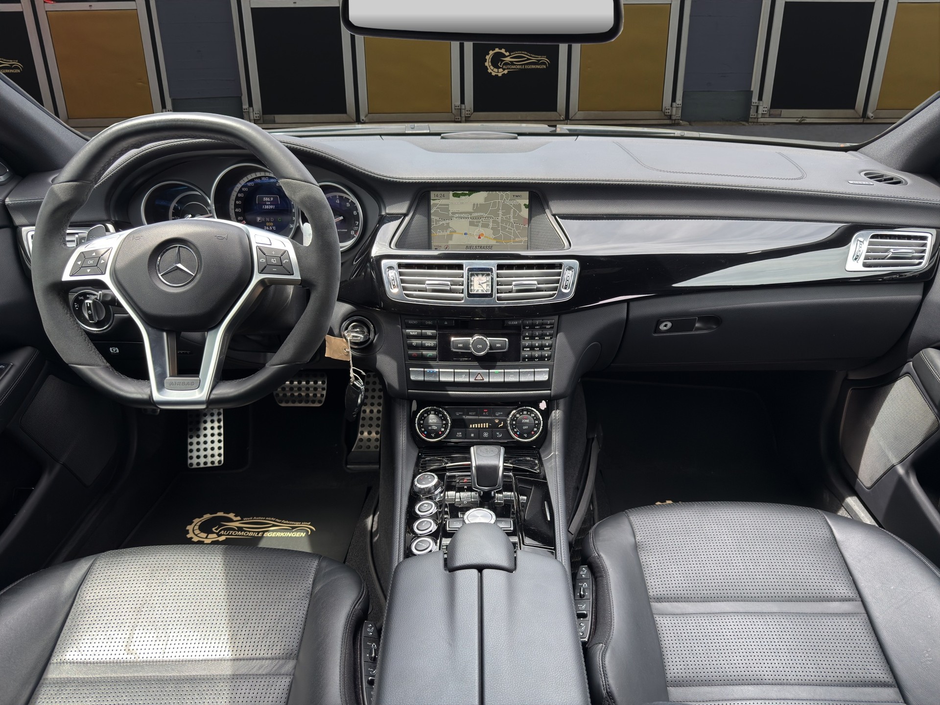 MERCEDES-BENZ CLS 63 AMG 4matic Shooting Brake-image-10