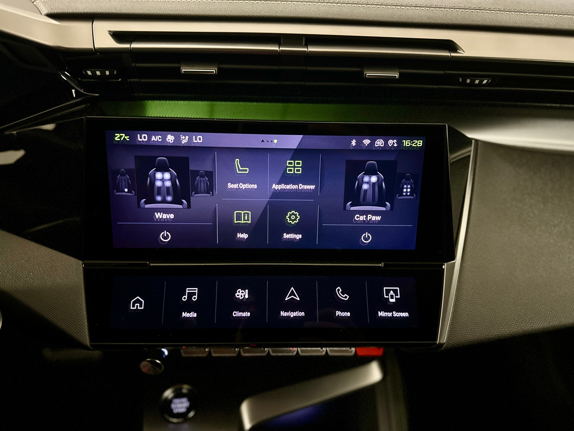PEUGEOT 308 1.2 Pure Tech GT Pack EAT8-image-17