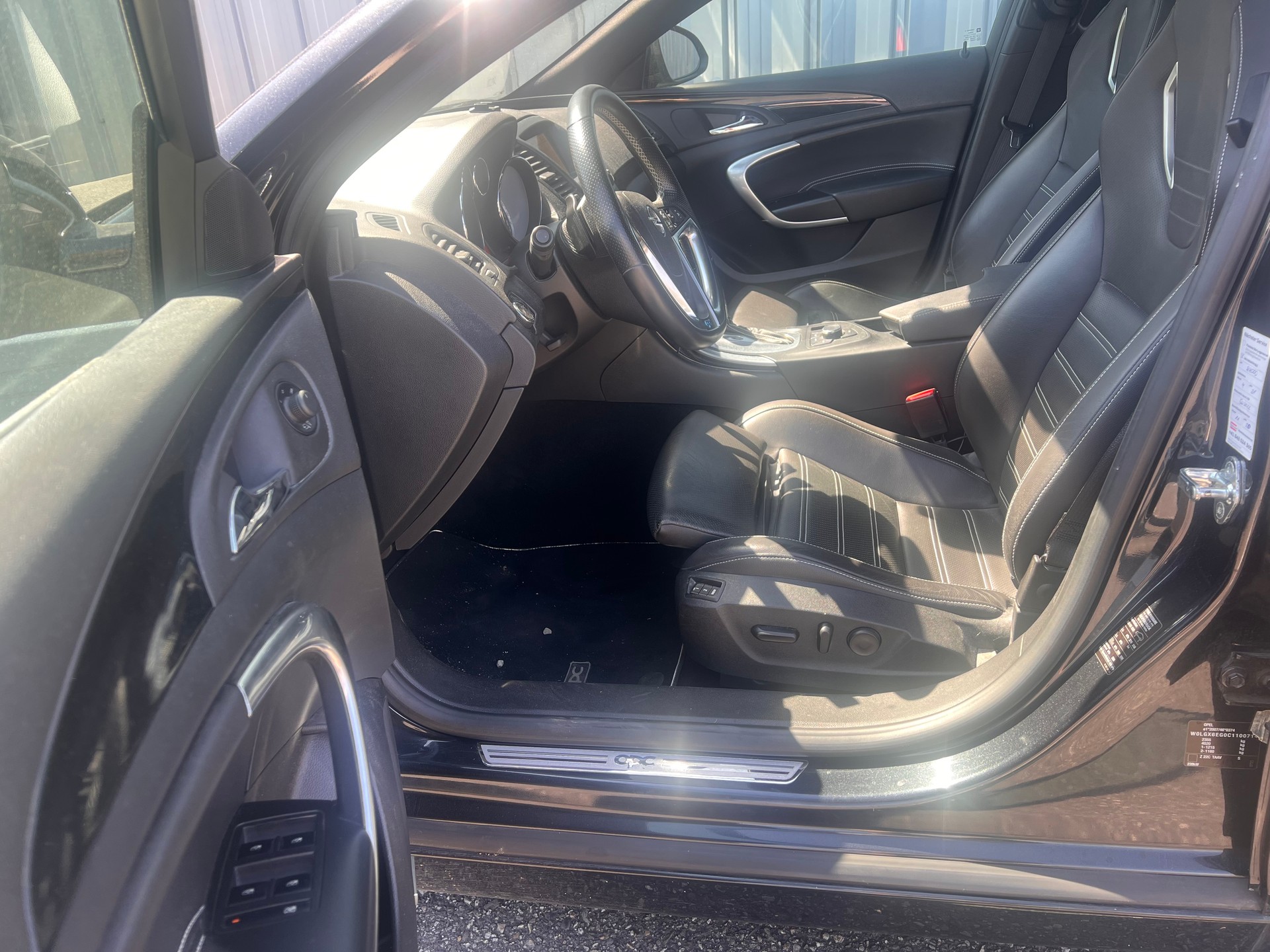 OPEL Insignia 2.8 Turbo OPC 4WD Automatic-image-11