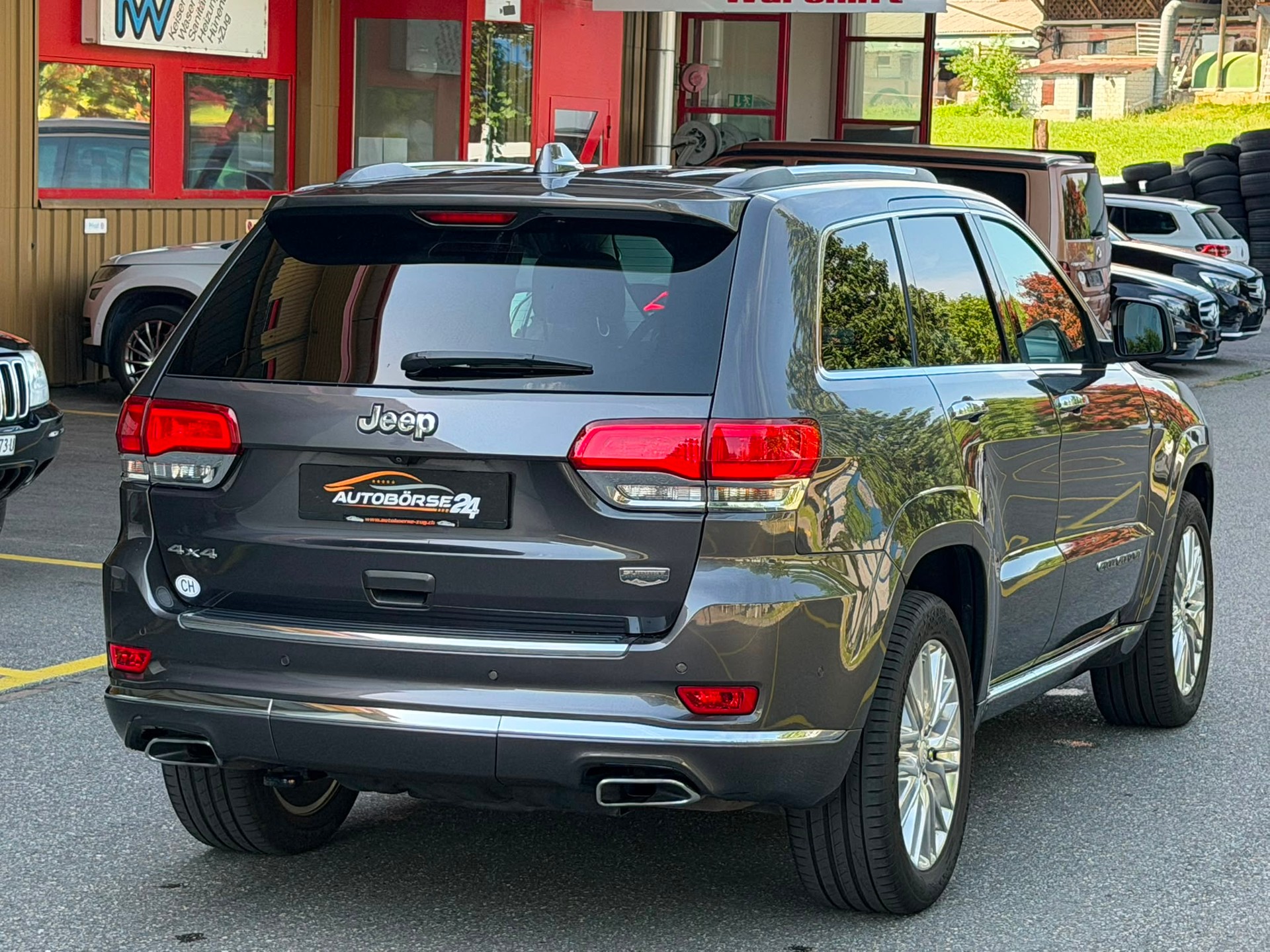 JEEP Grand Cherokee 3.0 CRD 250 Summit-image-2