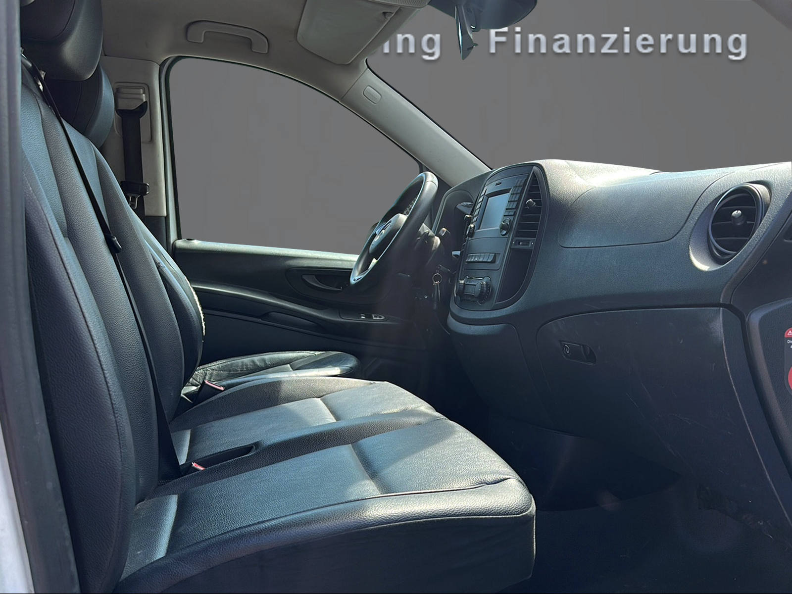 MERCEDES-BENZ Vito 116 BlueTec Tourer Pro L 4Matic 7G-Tronic-image-10