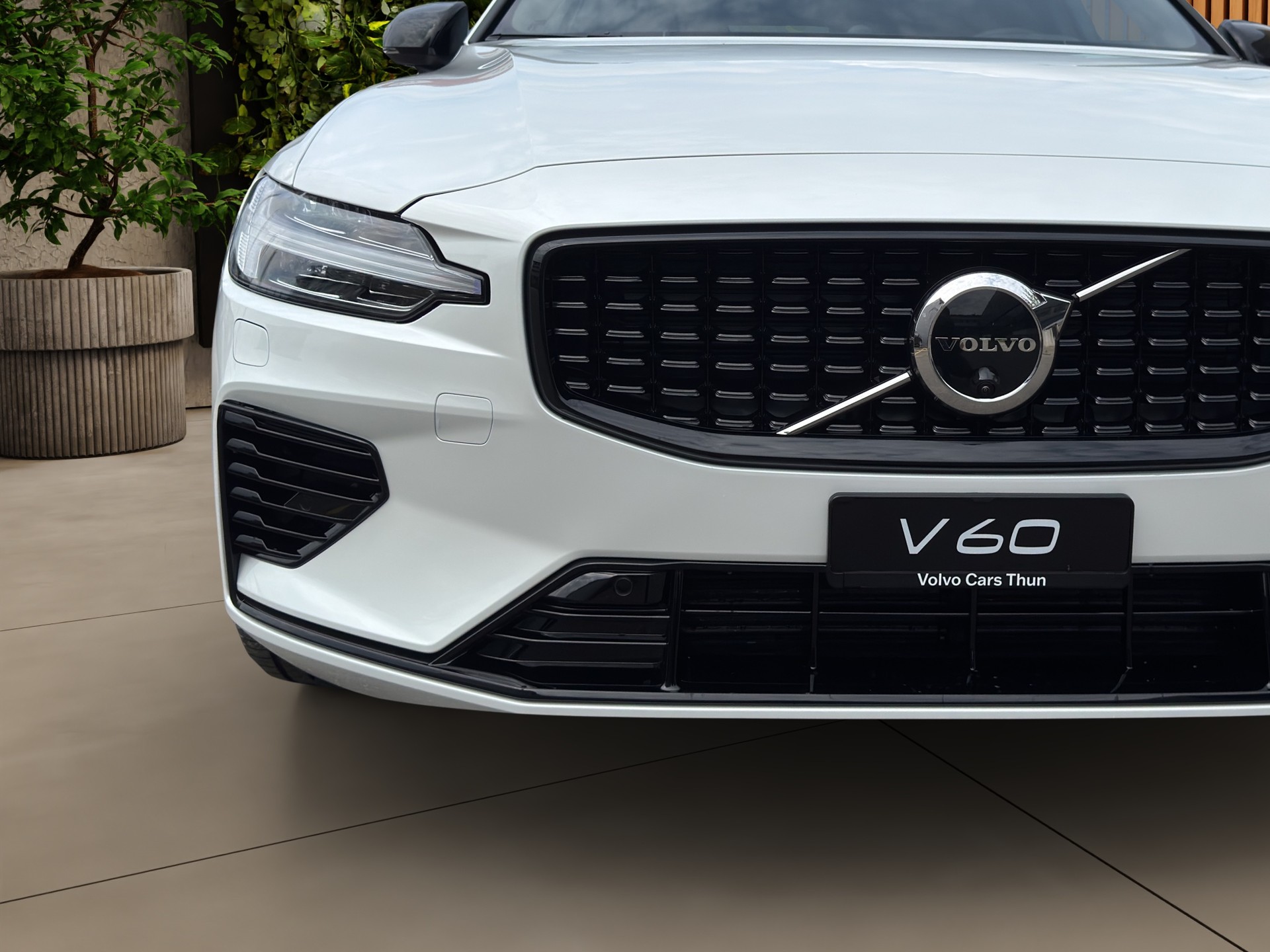 VOLVO V60 2.0 T8 TE Ultra Dark eAWD-image-8