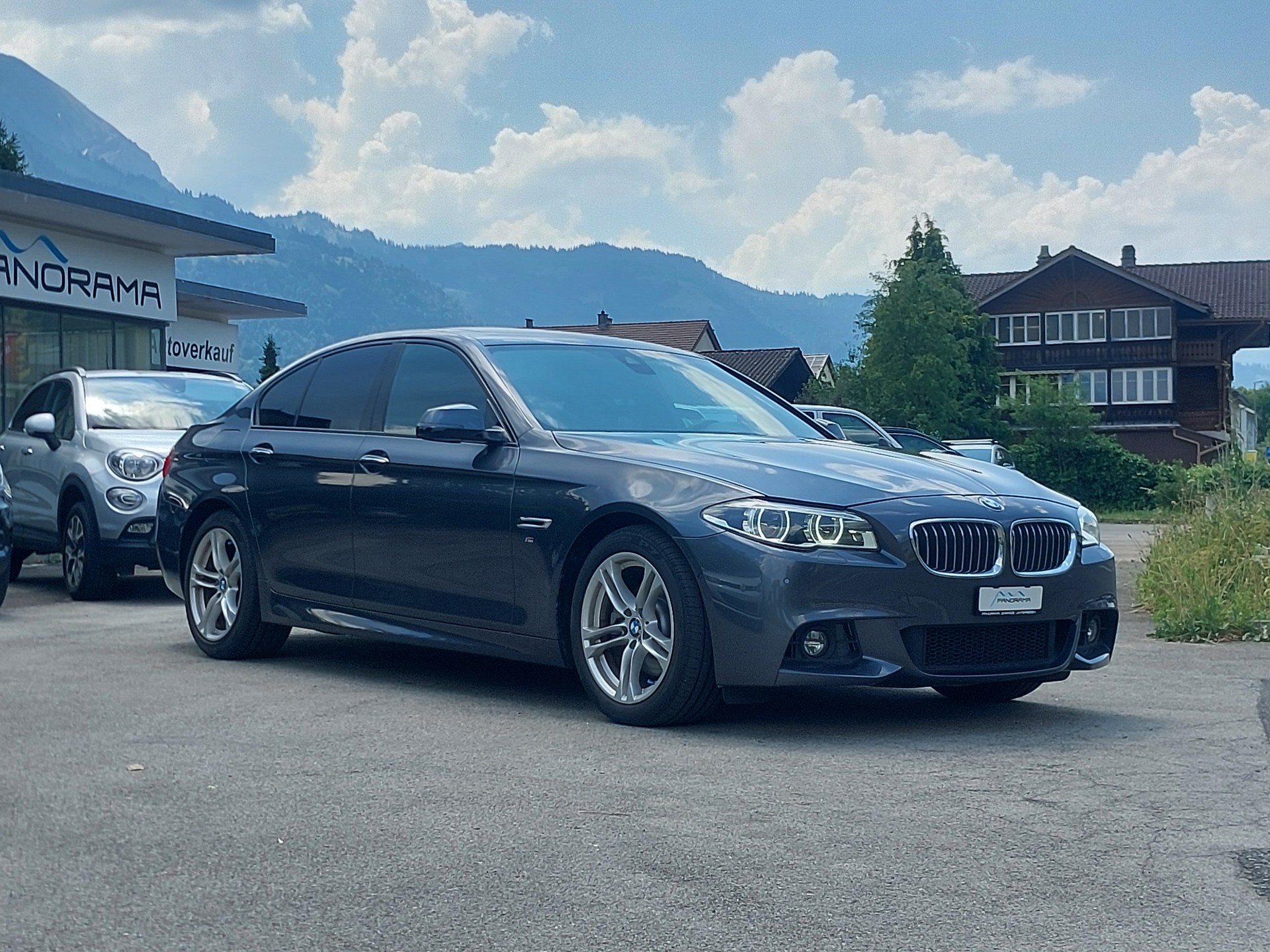 BMW 520d xDrive Steptronic M-Sport-image-0