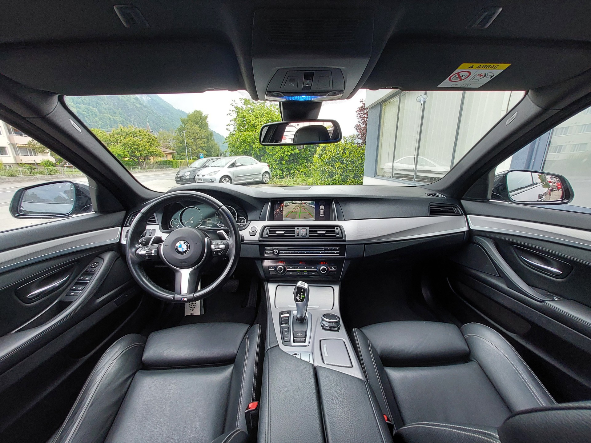 BMW 520d xDrive Steptronic M-Sport-image-4
