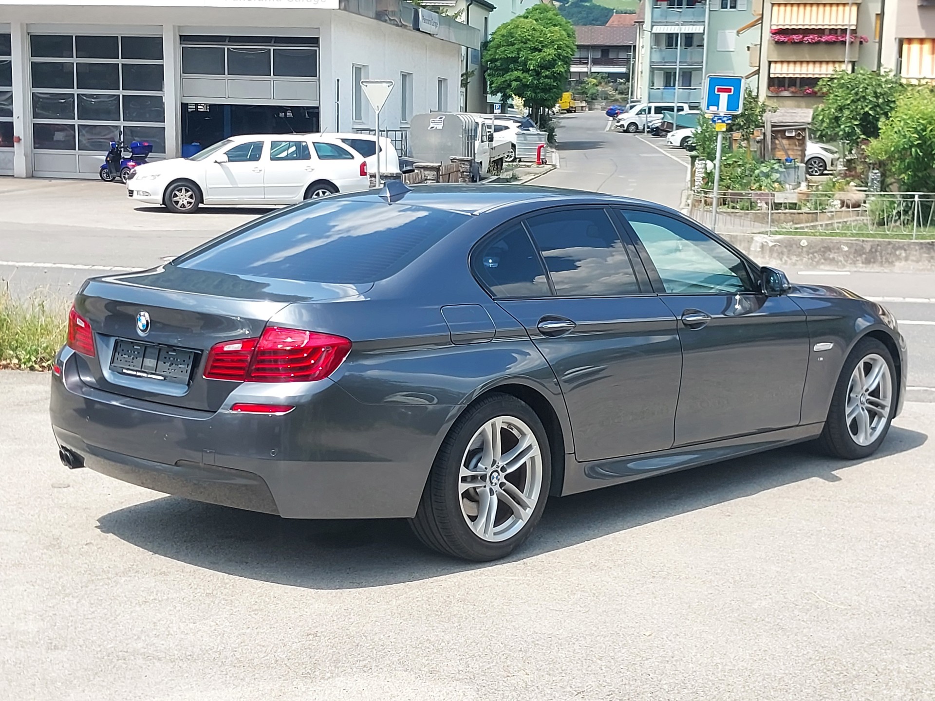 BMW 520d xDrive Steptronic M-Sport-image-3