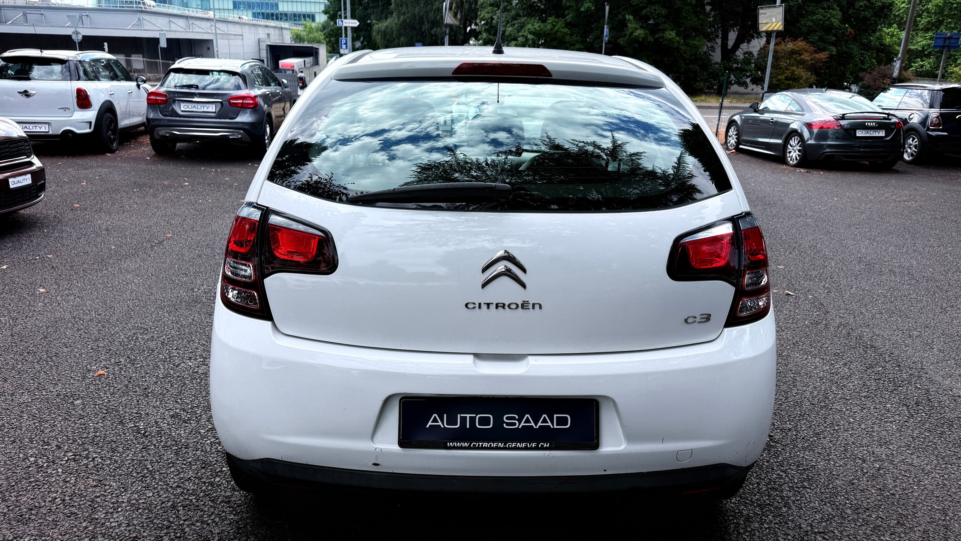 CITROEN C3 1.2i Attraction-image-3