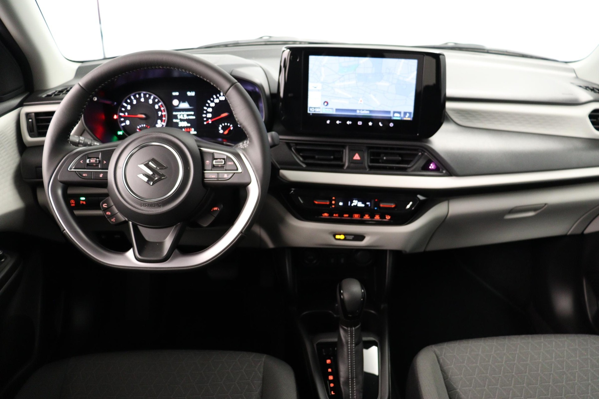 SUZUKI Swift 1.2 Compact+ Hybrid-image-9