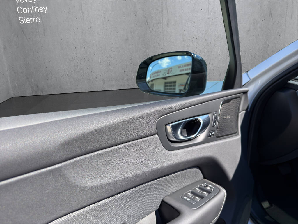 VOLVO XC60 2.0 T6 TE XCENTRIC eAWD-image-7