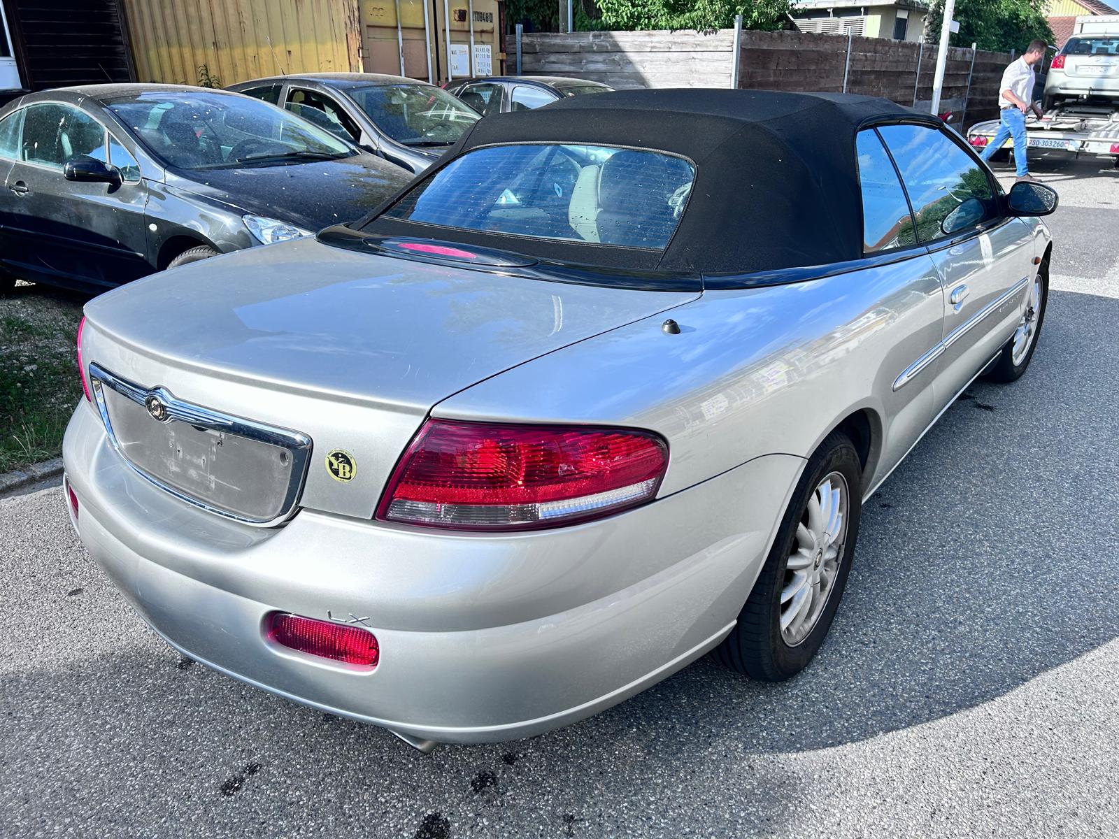 CHRYSLER Sebring 2.7 V6 Touring (LX)-image-4