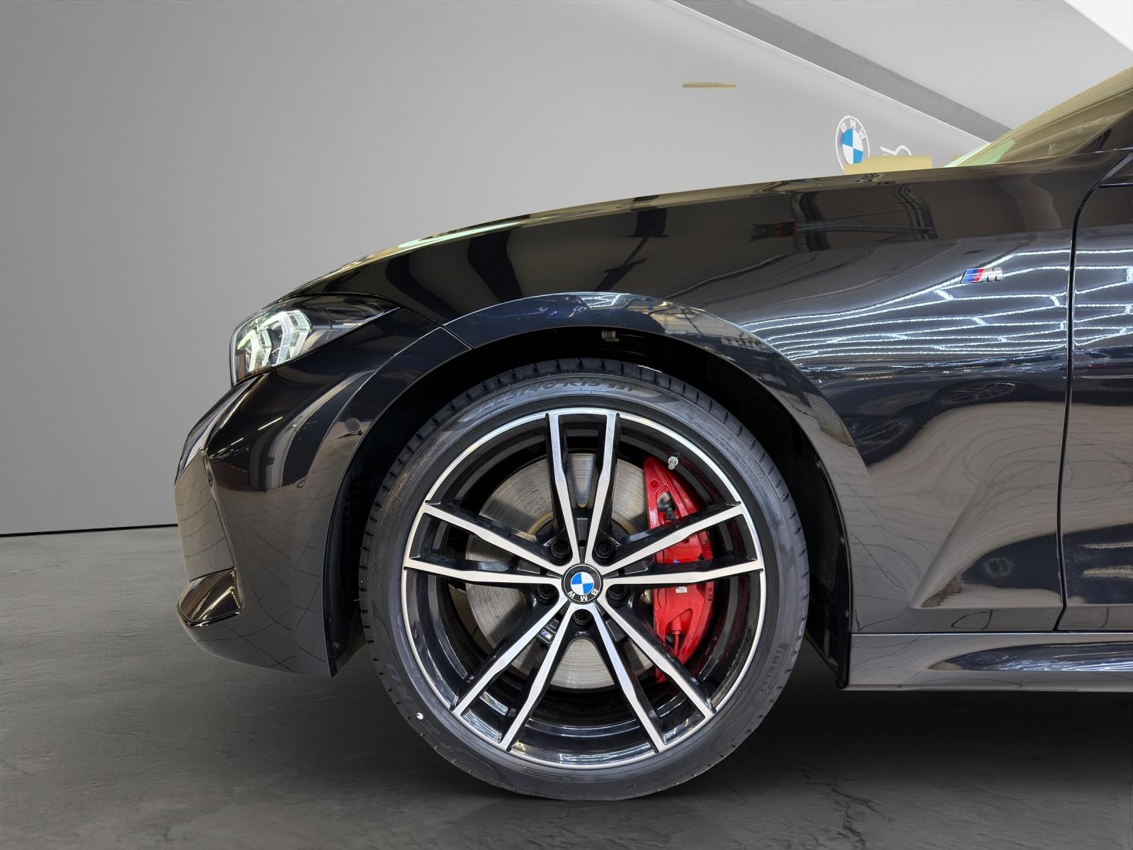 BMW M340i xDrive-image-21