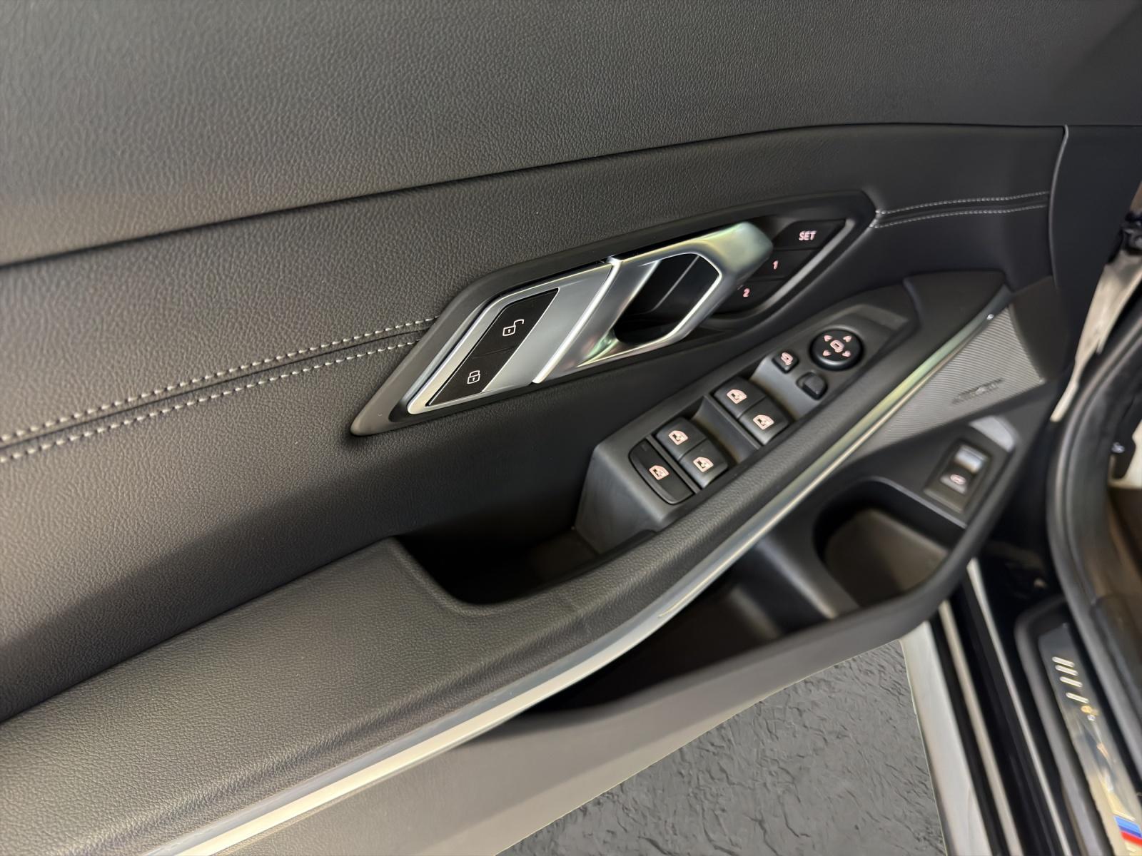 BMW M340i xDrive-image-13