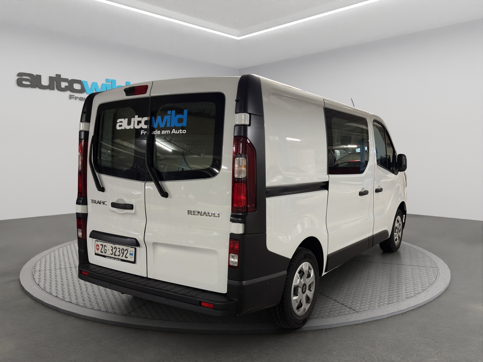 RENAULT Trafic 2.0 Blue dCi 130 Advance L1H1-image-14