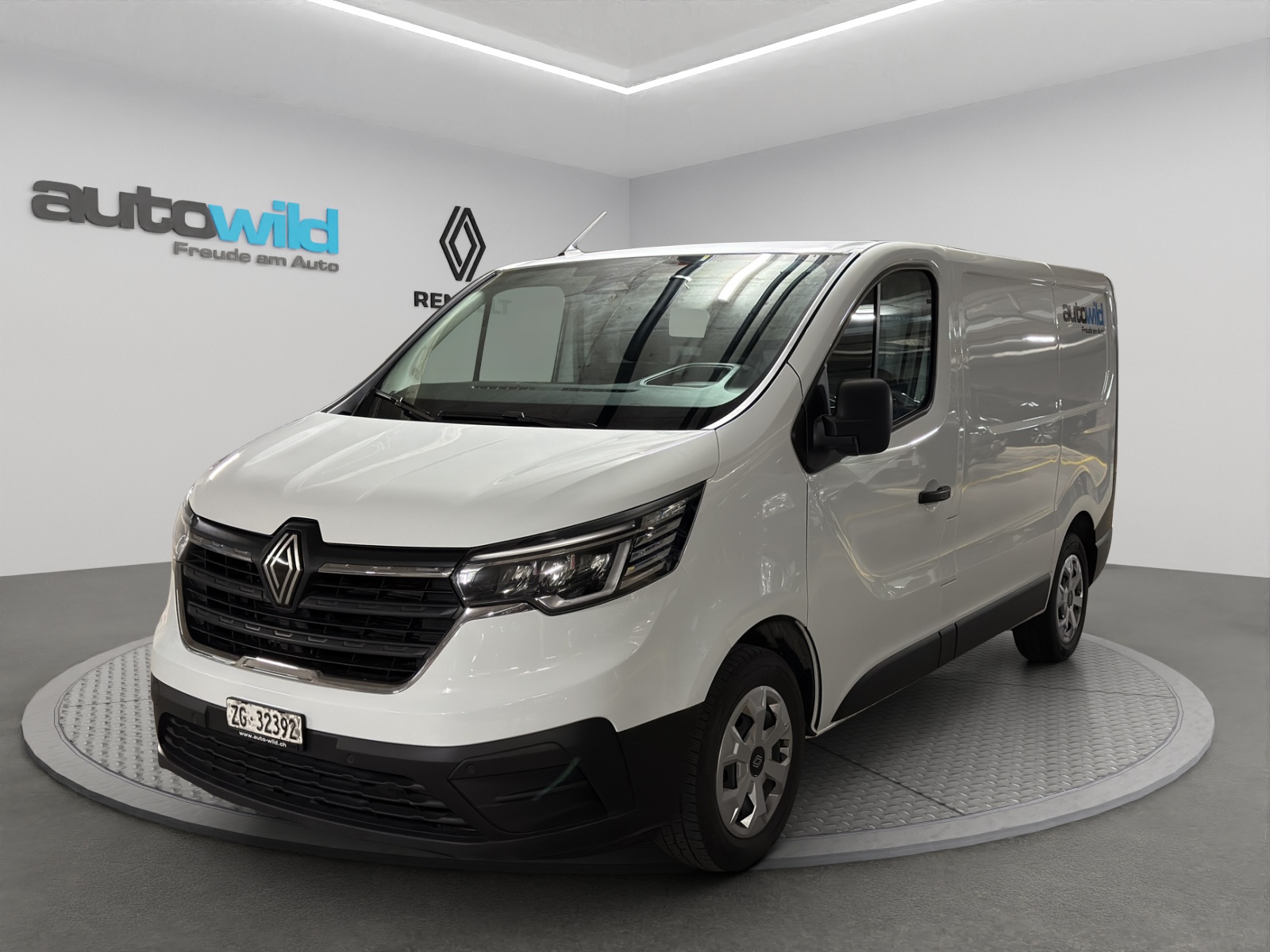 RENAULT Trafic 2.0 Blue dCi 130 Advance L1H1-image-0