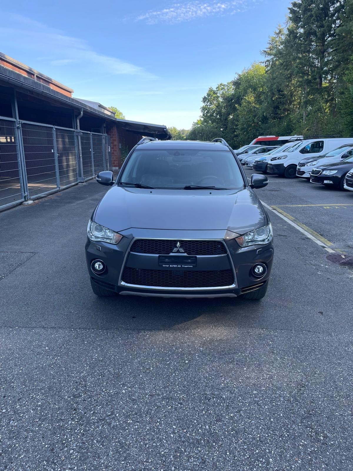 MITSUBISHI Outlander 2.4 Navigator 4WD CVT-image-0