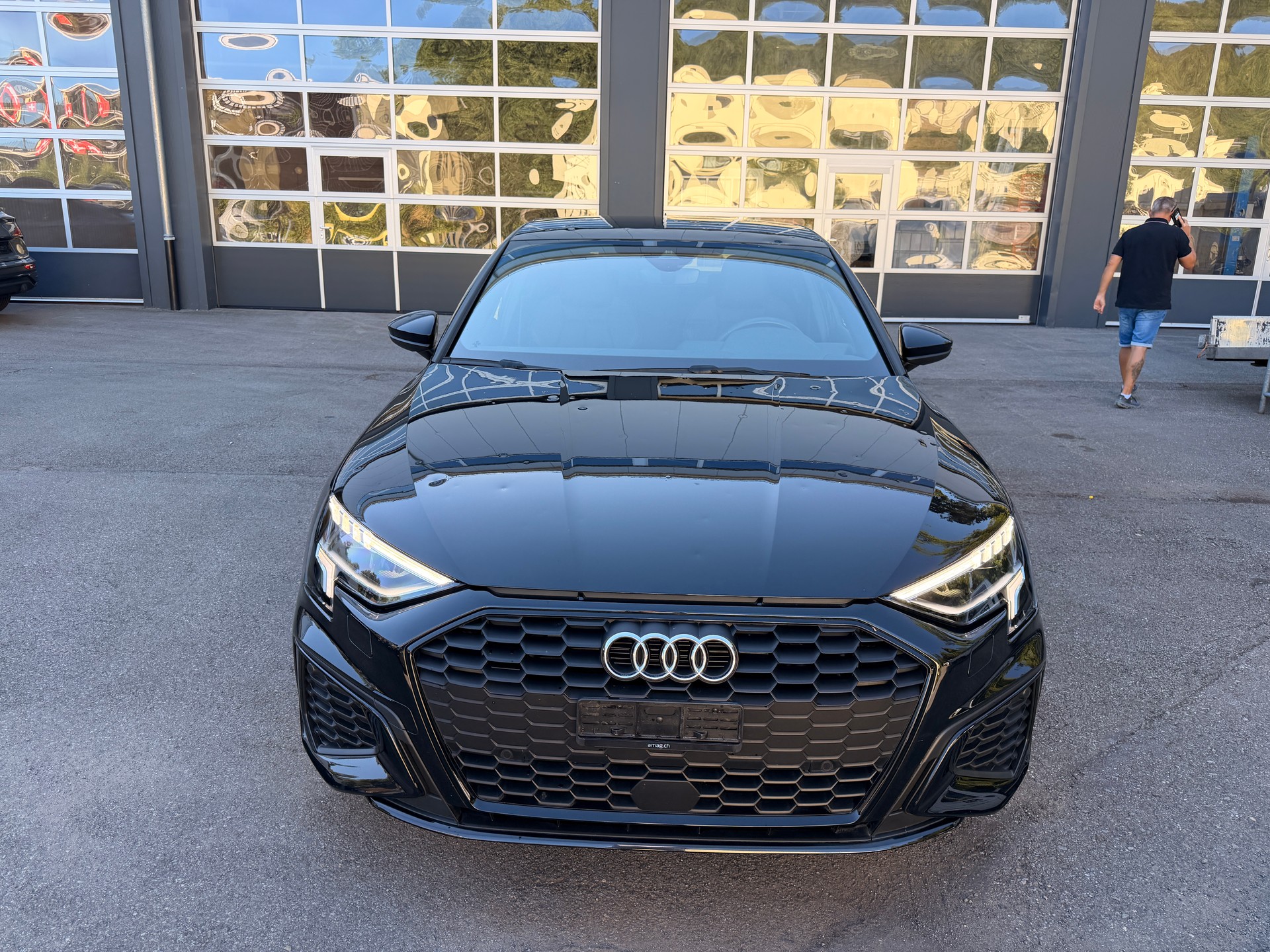 AUDI A3 Sportback 35 TFSI S line Attraction S-tronic-image-0