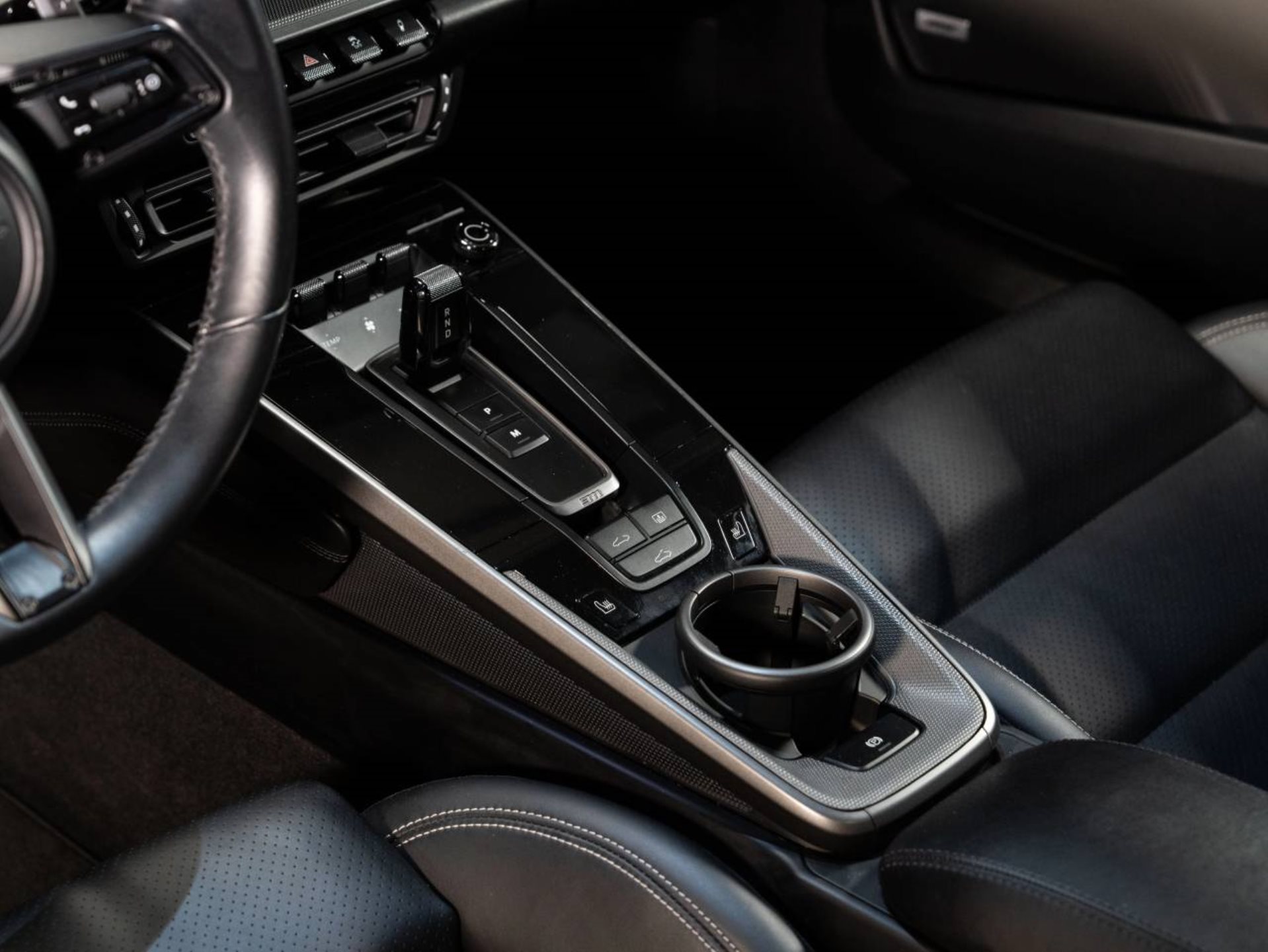 PORSCHE 911 Carrera 4S (MY22)-image-12