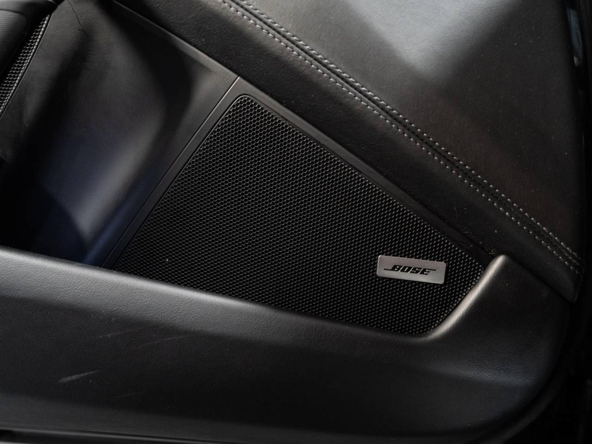 PORSCHE 911 Carrera 4S (MY22)-image-15