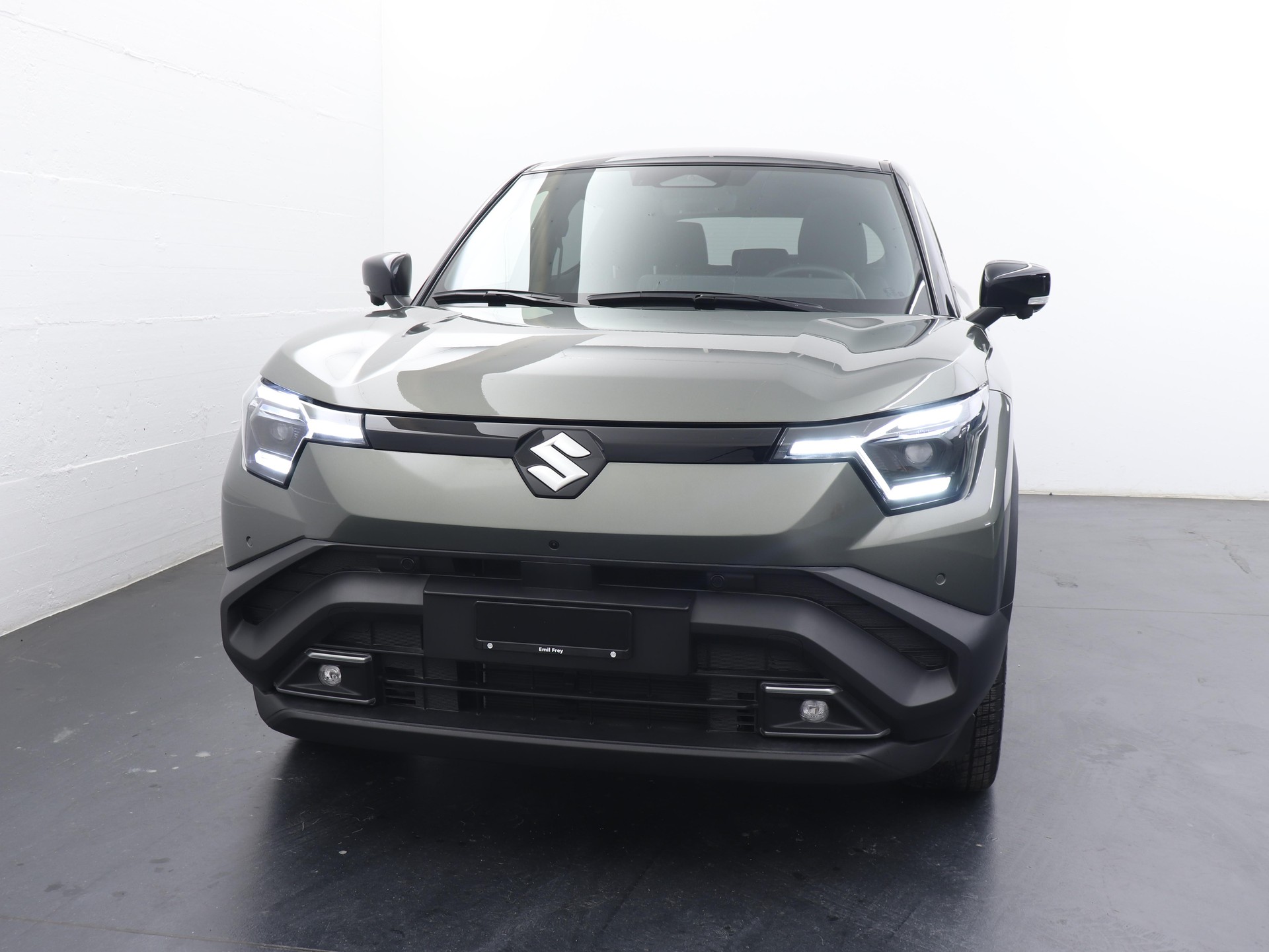 SUZUKI e Vitara Compact Top 4x4-image-1
