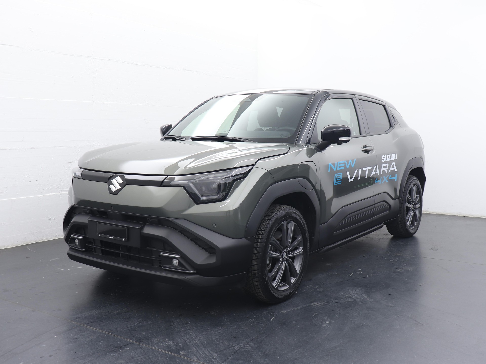 SUZUKI e Vitara Compact Top 4x4-image-0