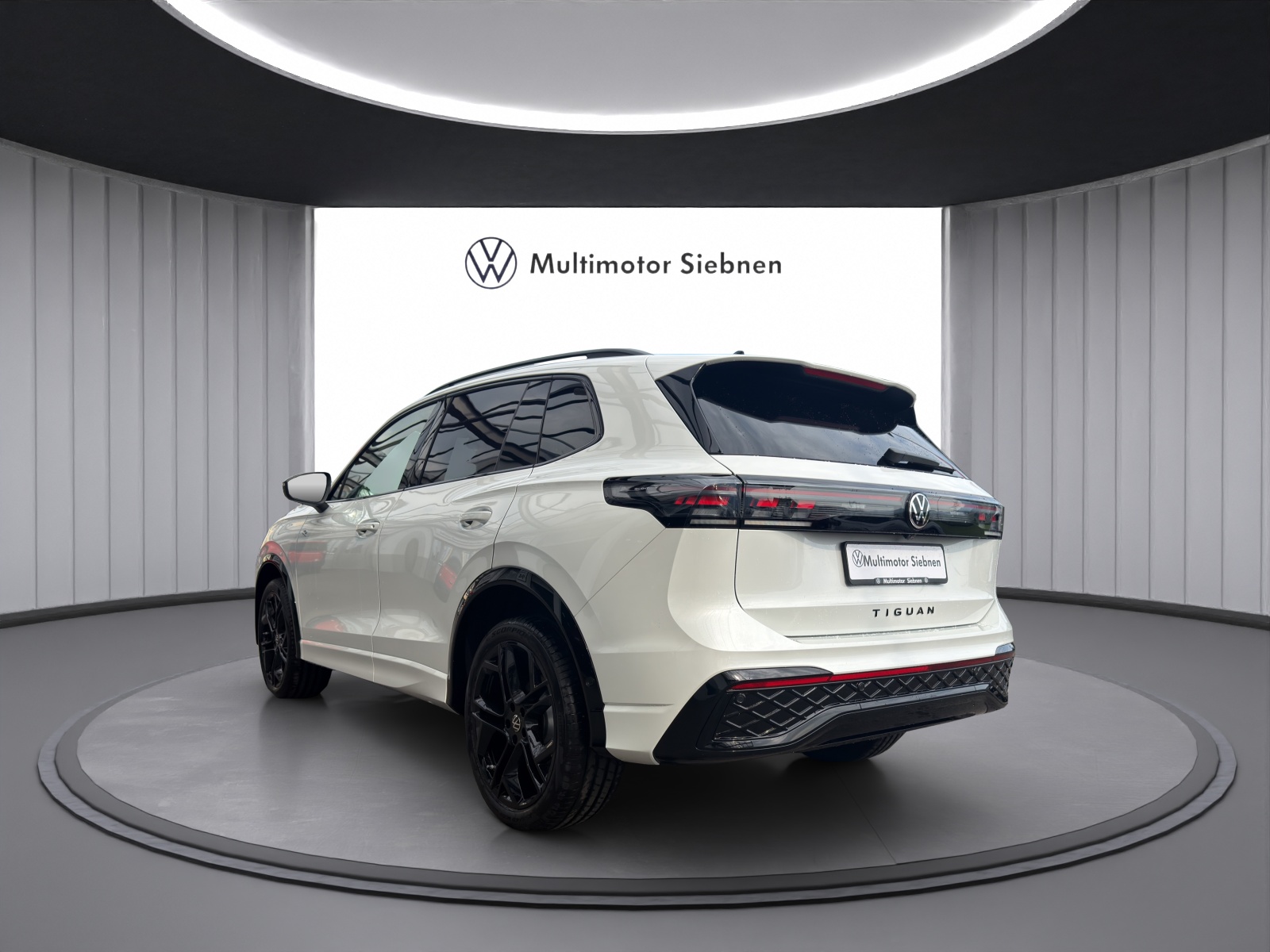 VW Tiguan 2.0 TSI DSG R-Line United 4Motion-image-2
