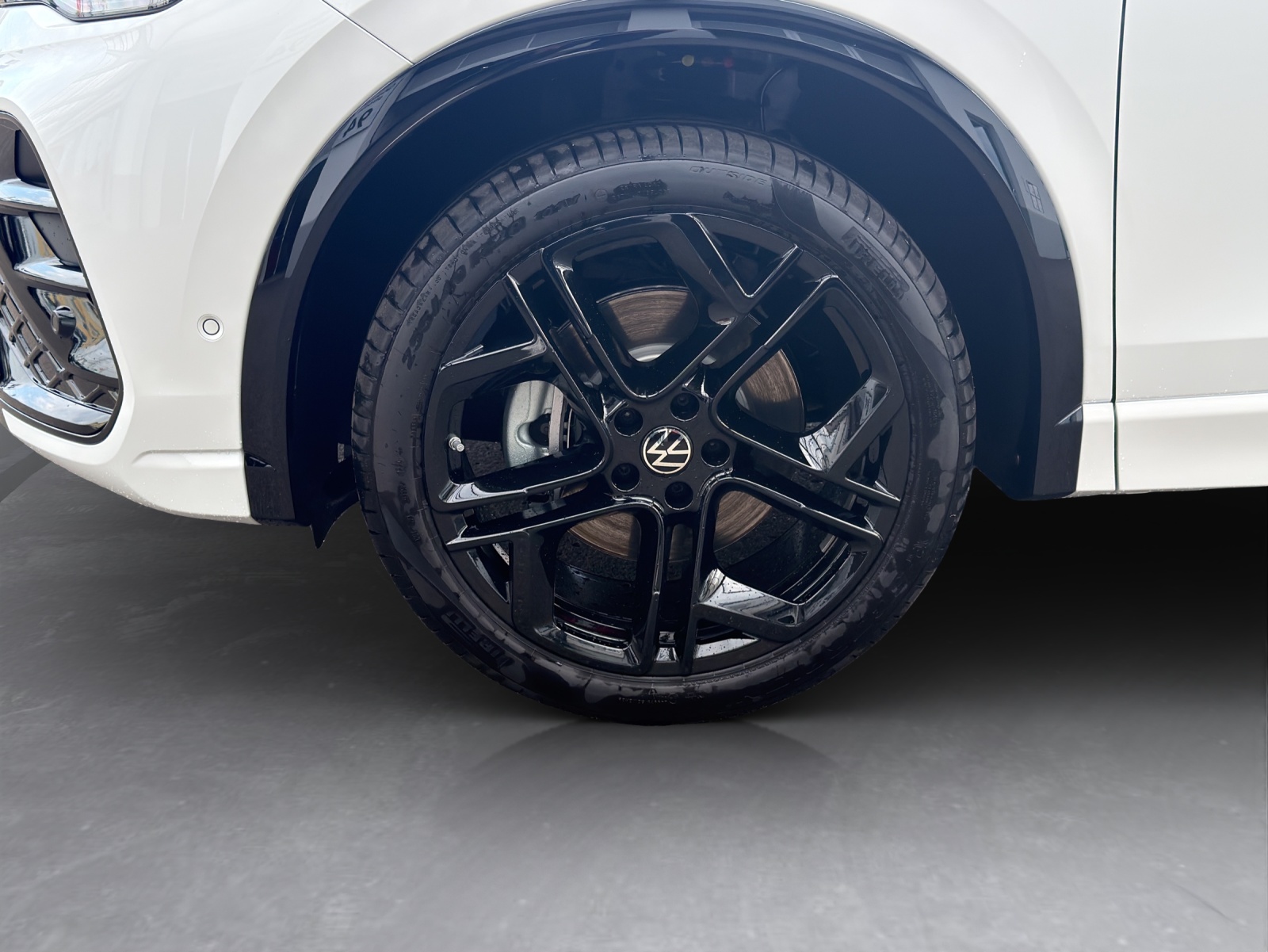 VW Tiguan 2.0 TSI DSG R-Line United 4Motion-image-8