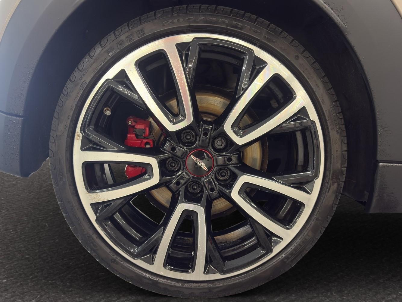 MINI John Cooper Works-image-10
