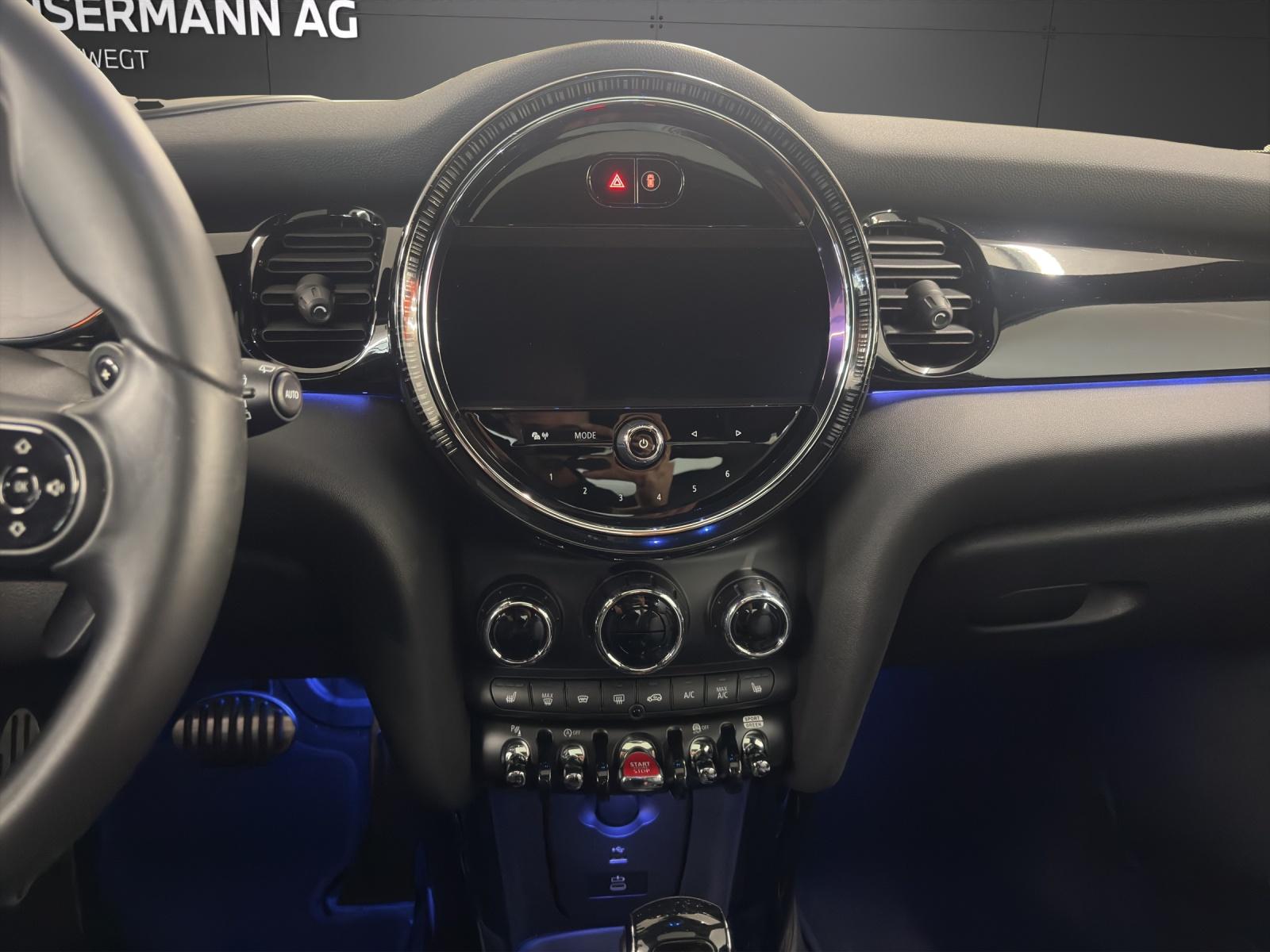 MINI John Cooper Works-image-17