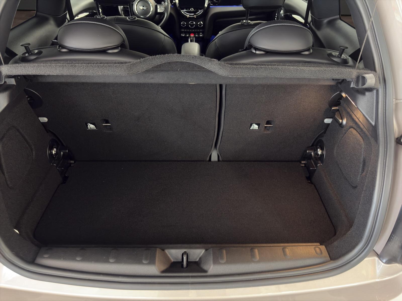 MINI John Cooper Works-image-22