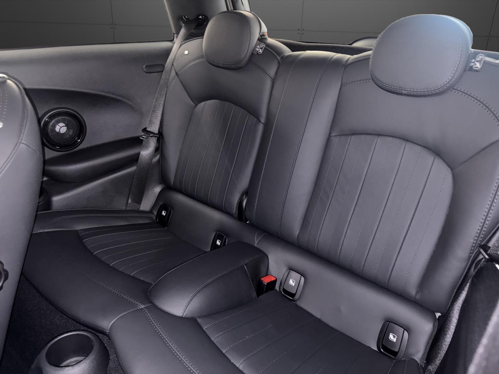MINI John Cooper Works-image-15