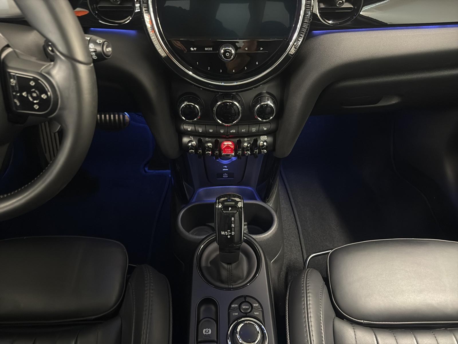 MINI John Cooper Works-image-16