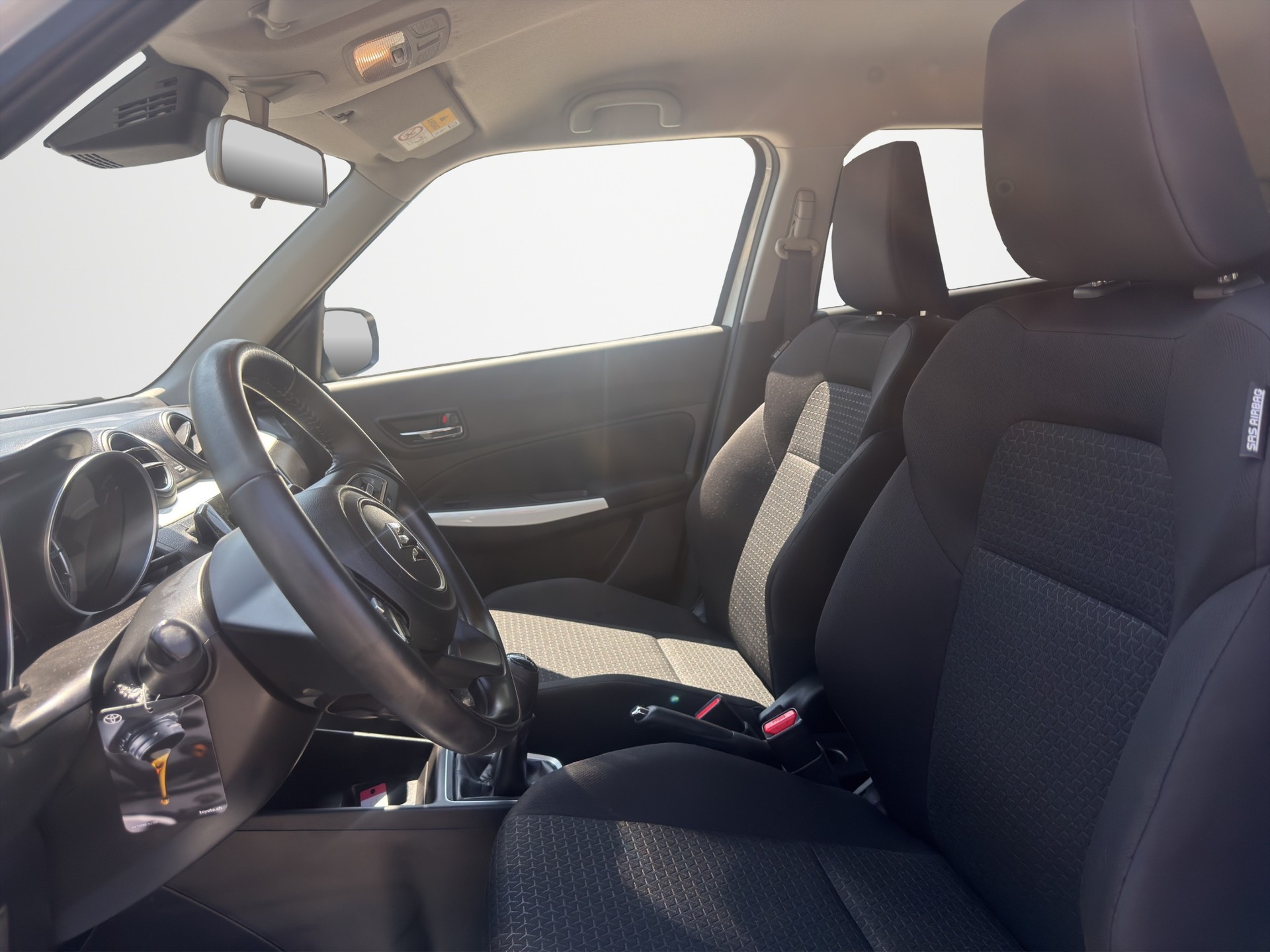 SUZUKI Swift 1.2i Piz Sulai Top Hybrid Allgrip 4x4-image-8