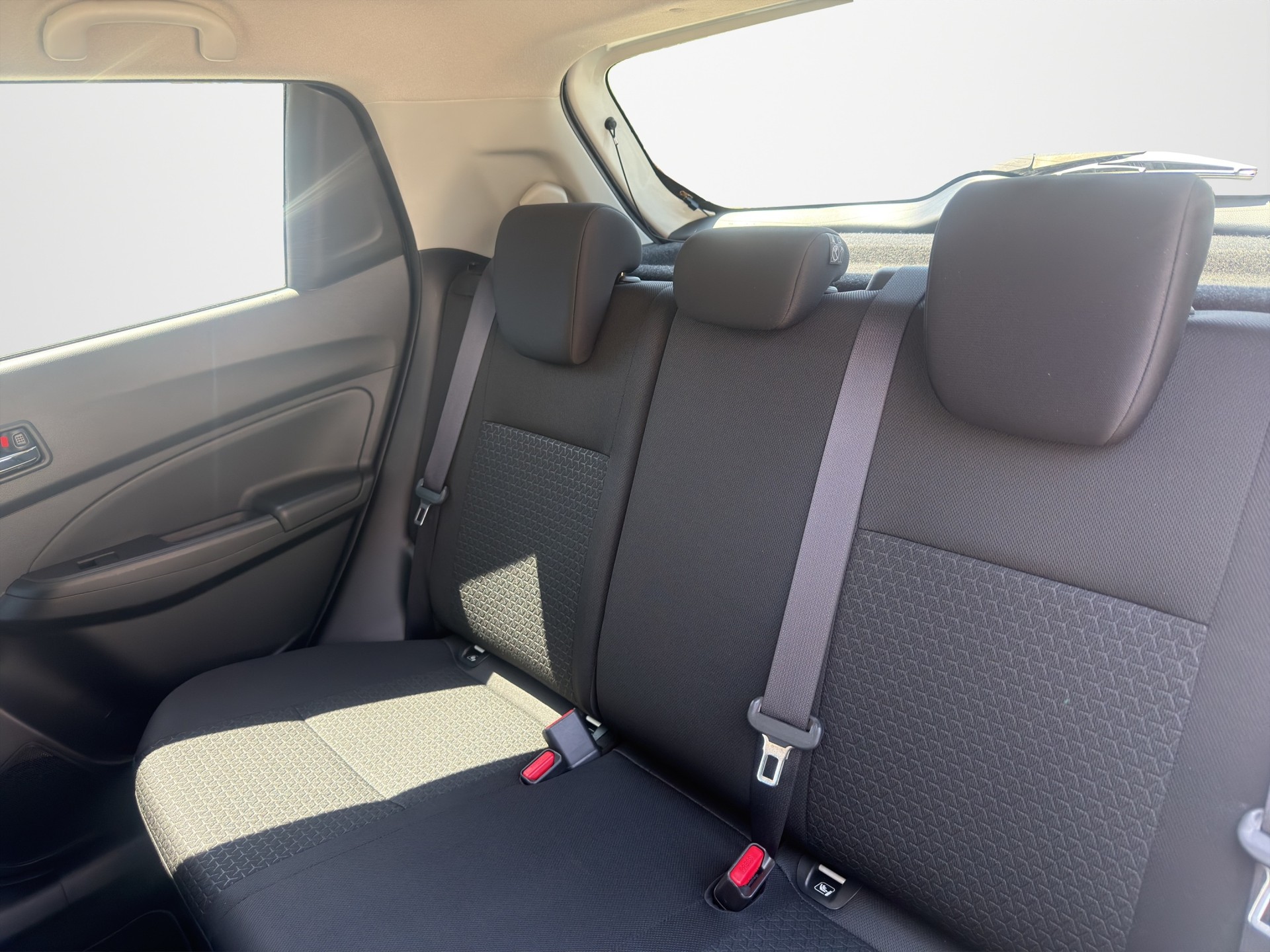 SUZUKI Swift 1.2i Piz Sulai Top Hybrid Allgrip 4x4-image-10