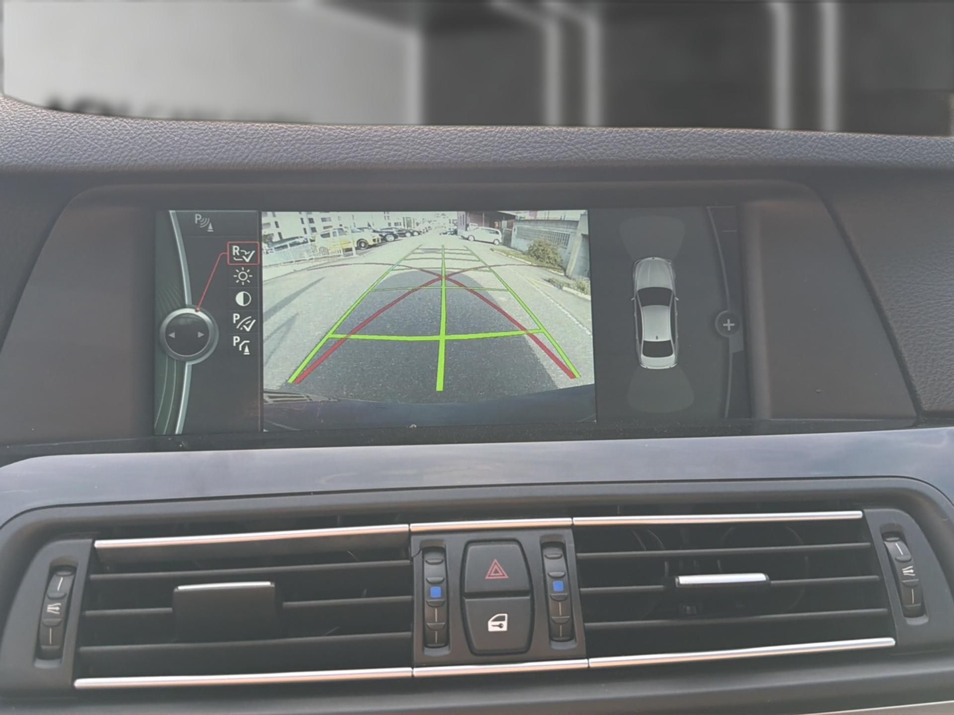 BMW M5-image-12