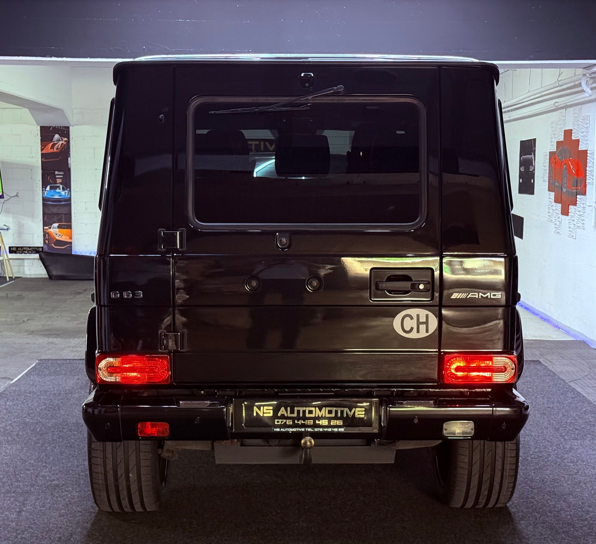 MERCEDES-BENZ G 63 AMG Automatic-image-4