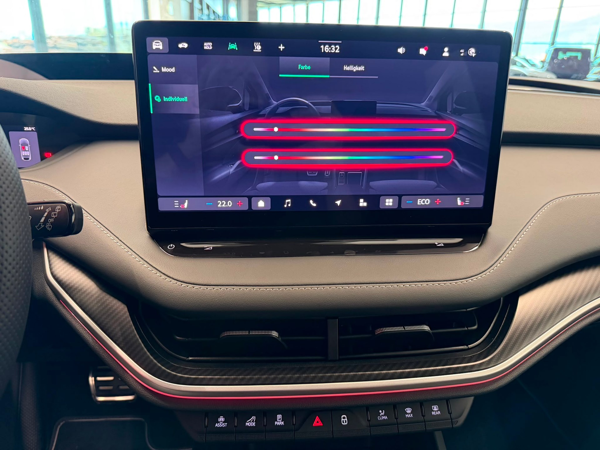 SKODA Enyaq 85x Sportline 4x4-image-20
